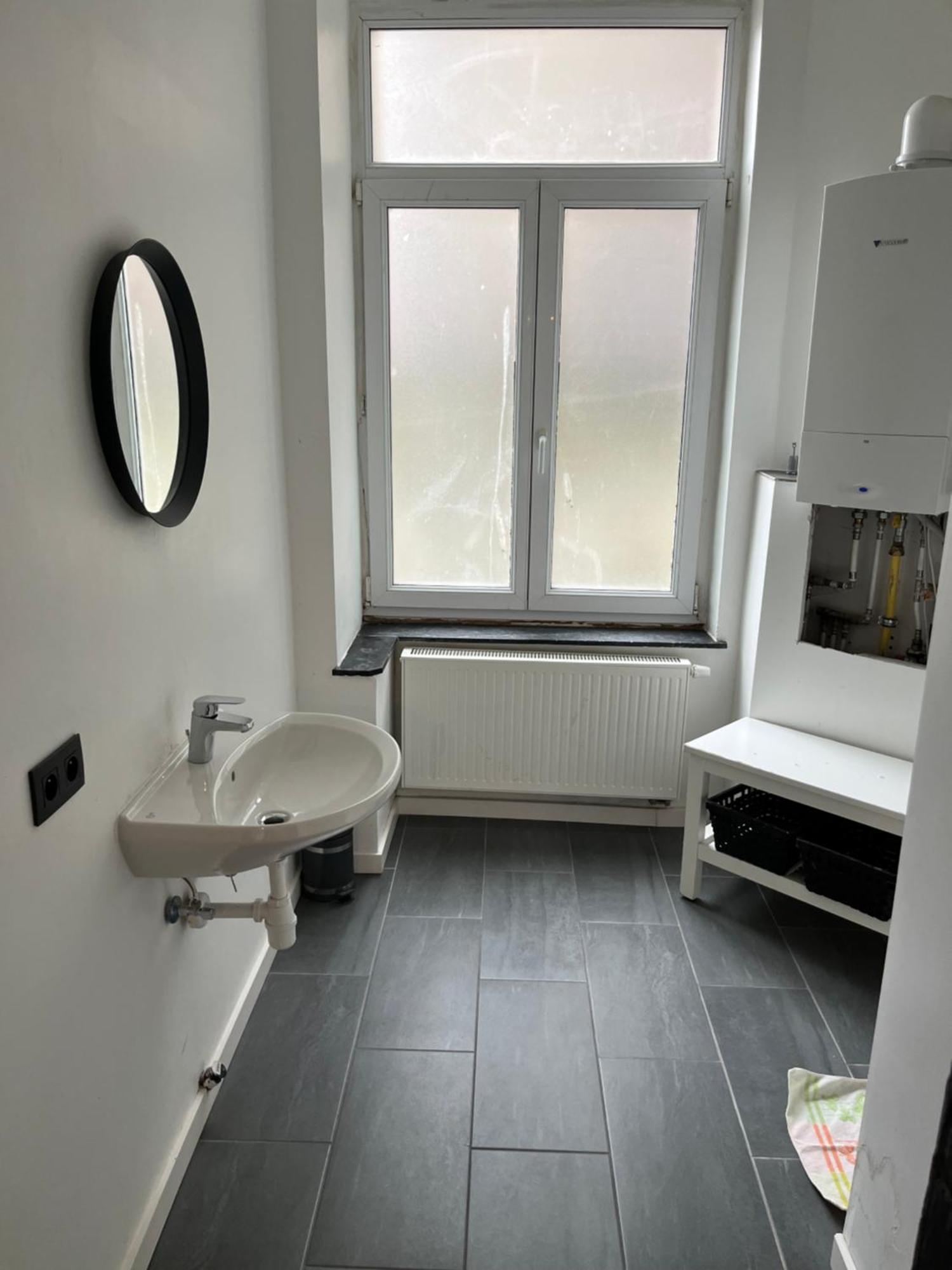 Midi Flat Apartment