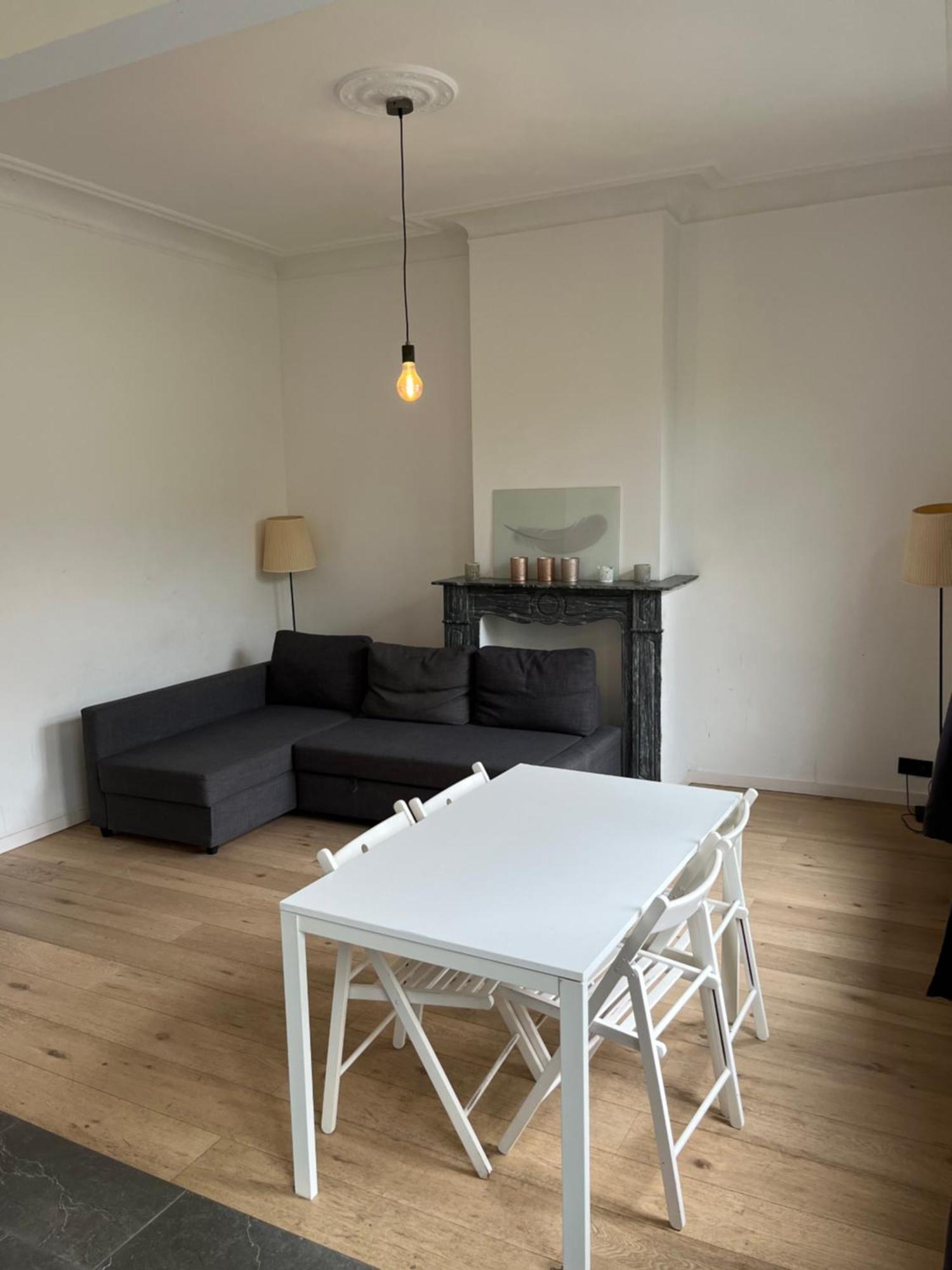 Midi Flat Apartment *
