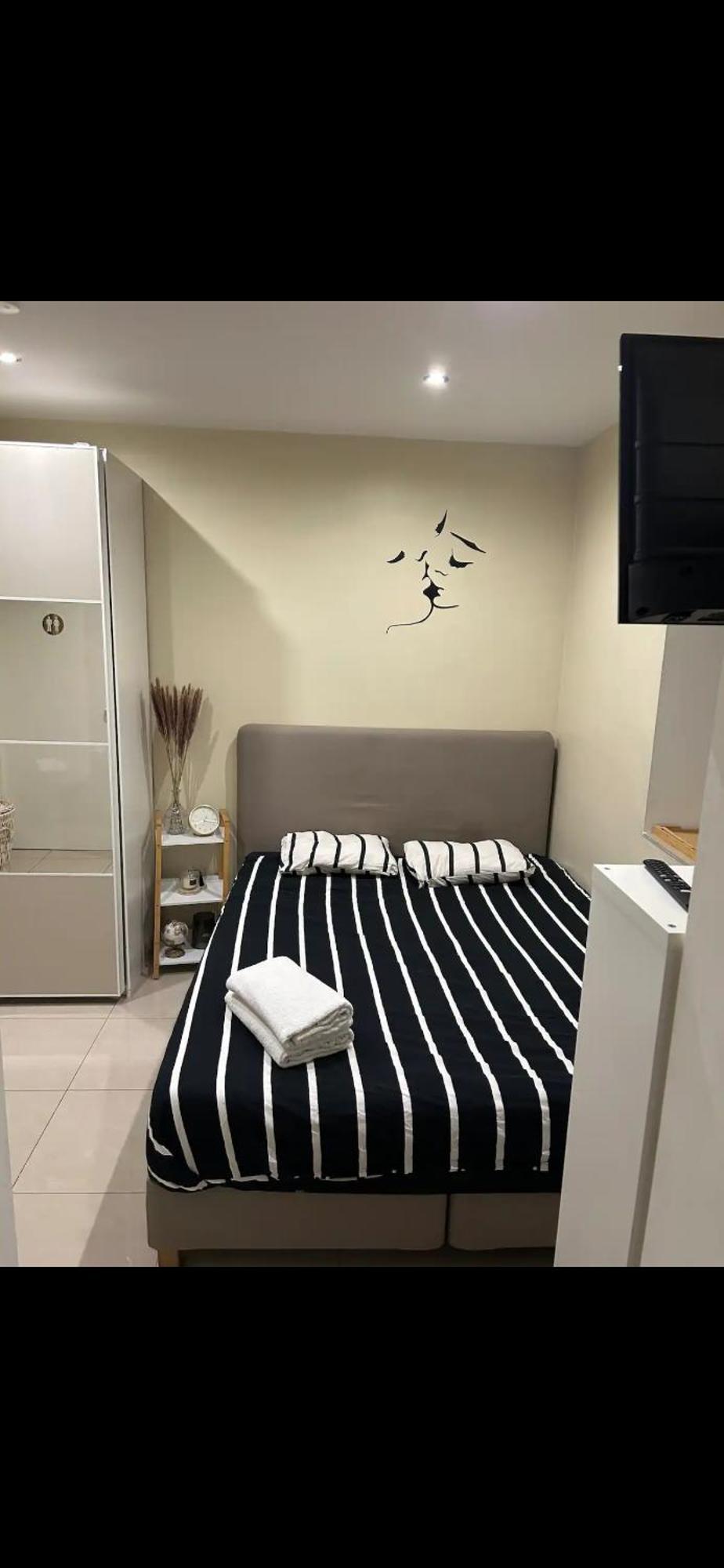 Spacieux Avec Terrasse Et Garage Prive Appartamento