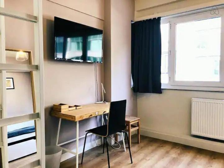 Entierement Renove Et Equipe De Deux Dans Le Quartier Schuman