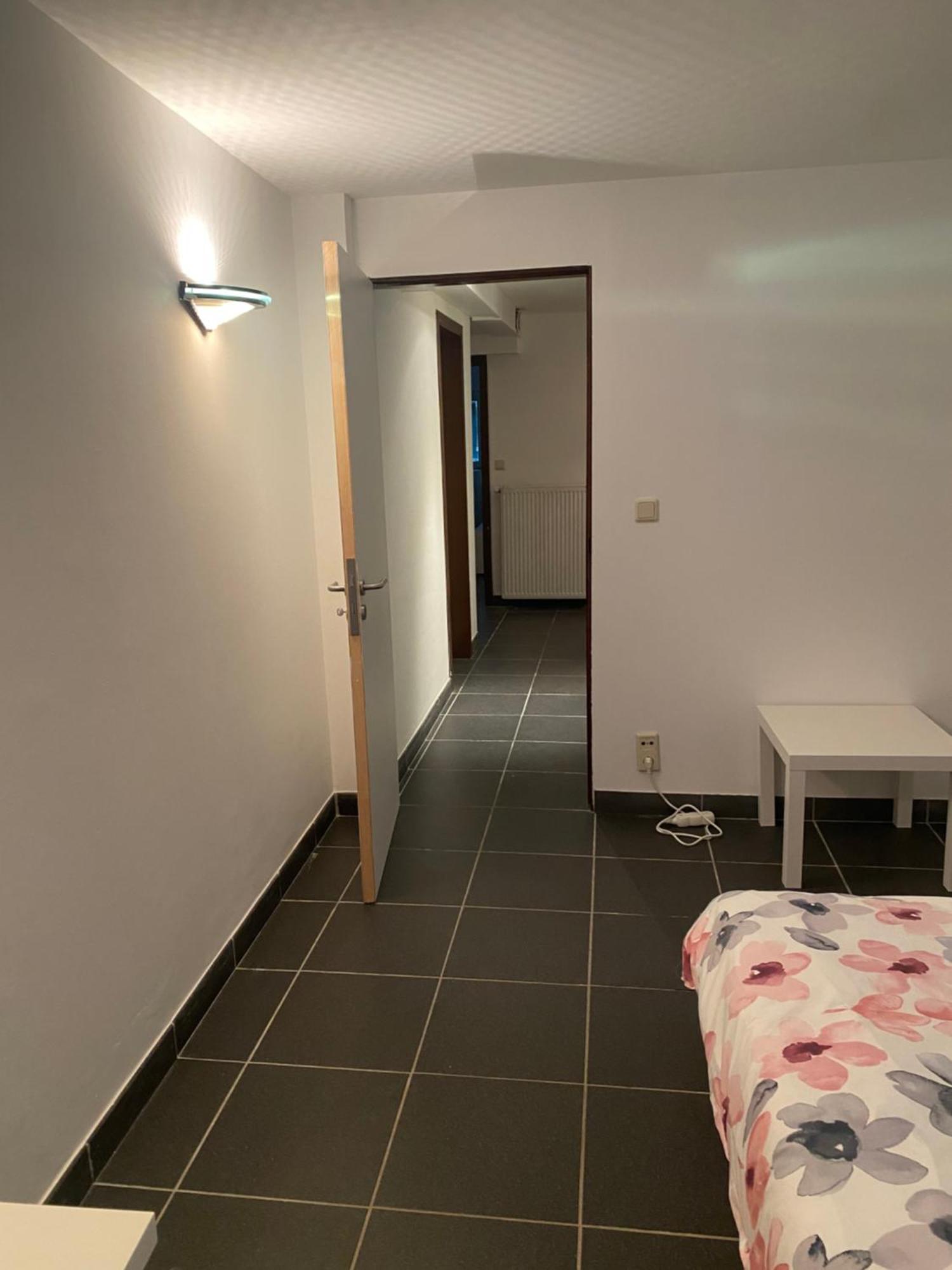 Appartement Chambre Forest 1er Drt