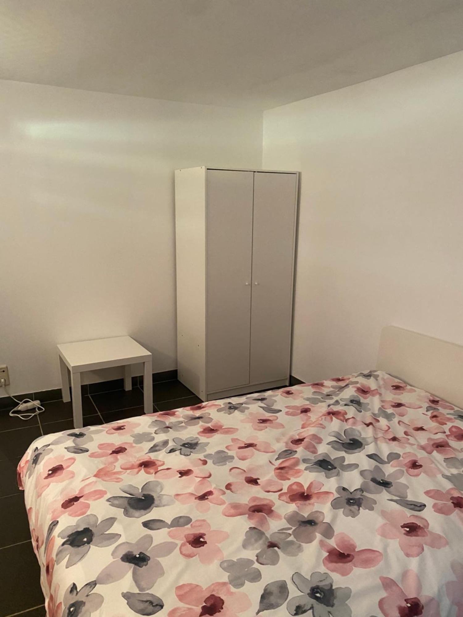 Chambre Forest 1er Drt Appartement *