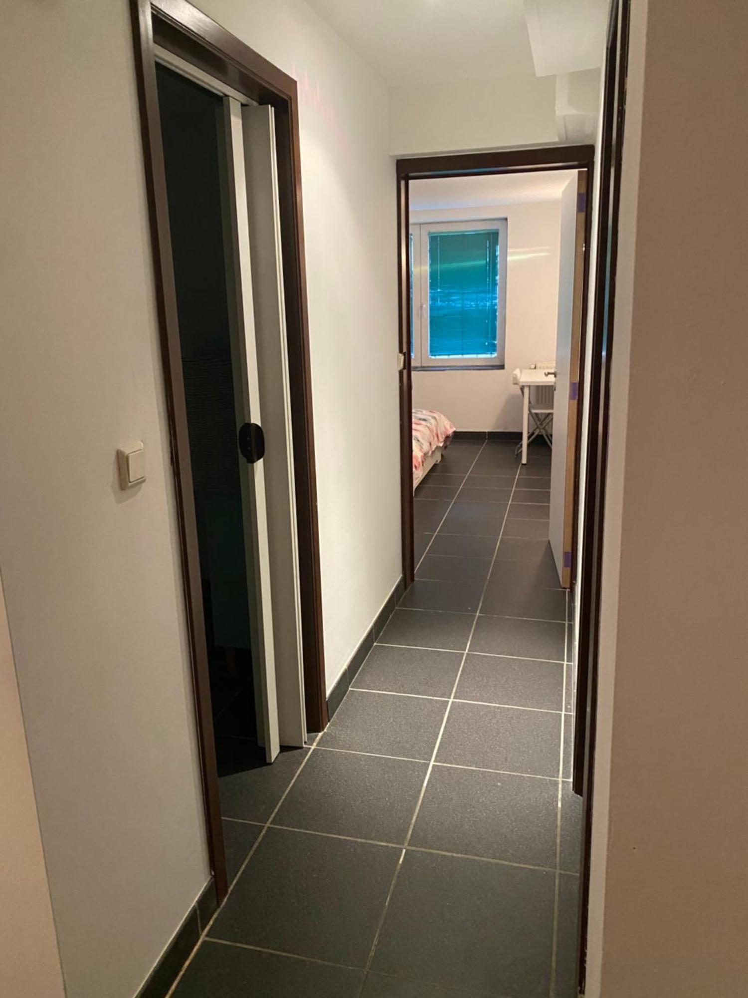 Chambre Forest 1er Drt Appartement
