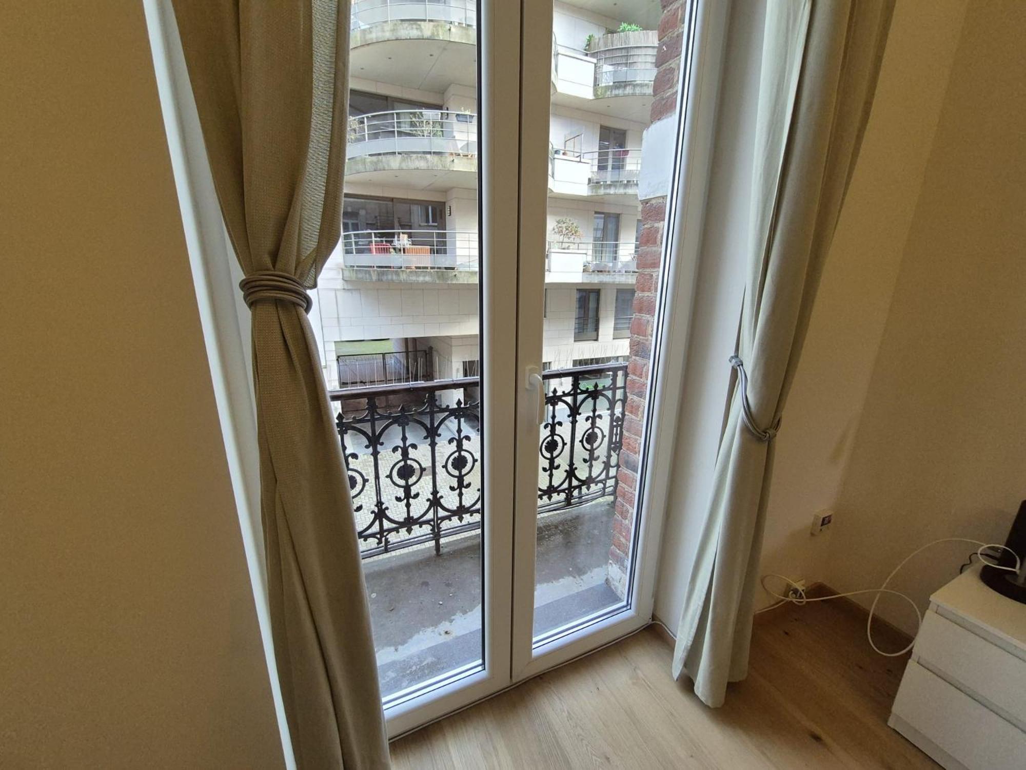 Appartement Elegant In Center Of *