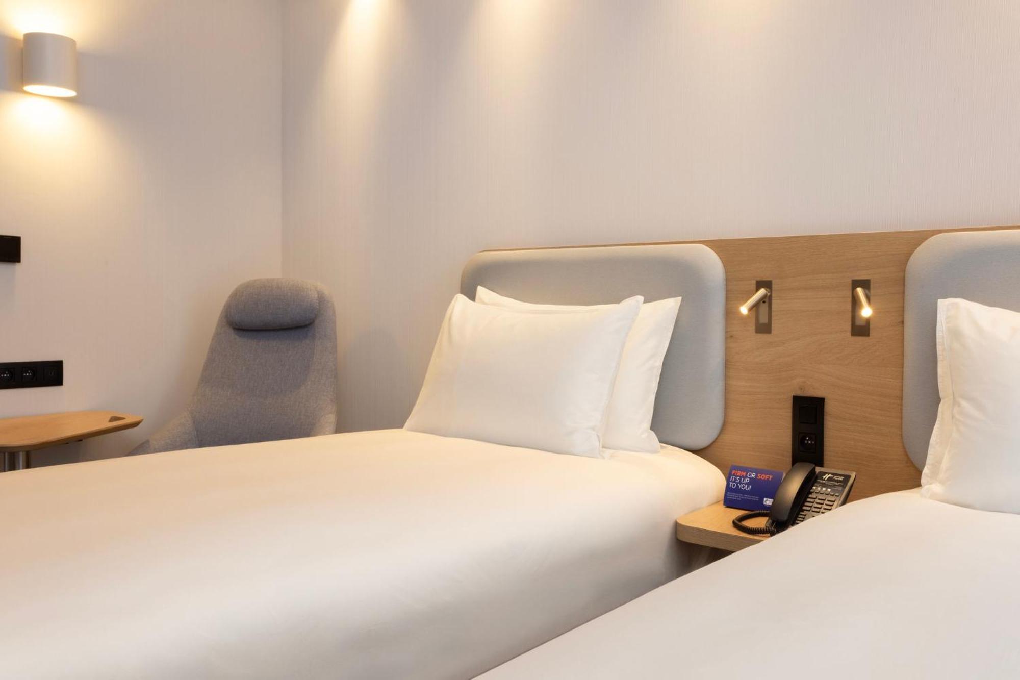 Express - Airport By Ihg *