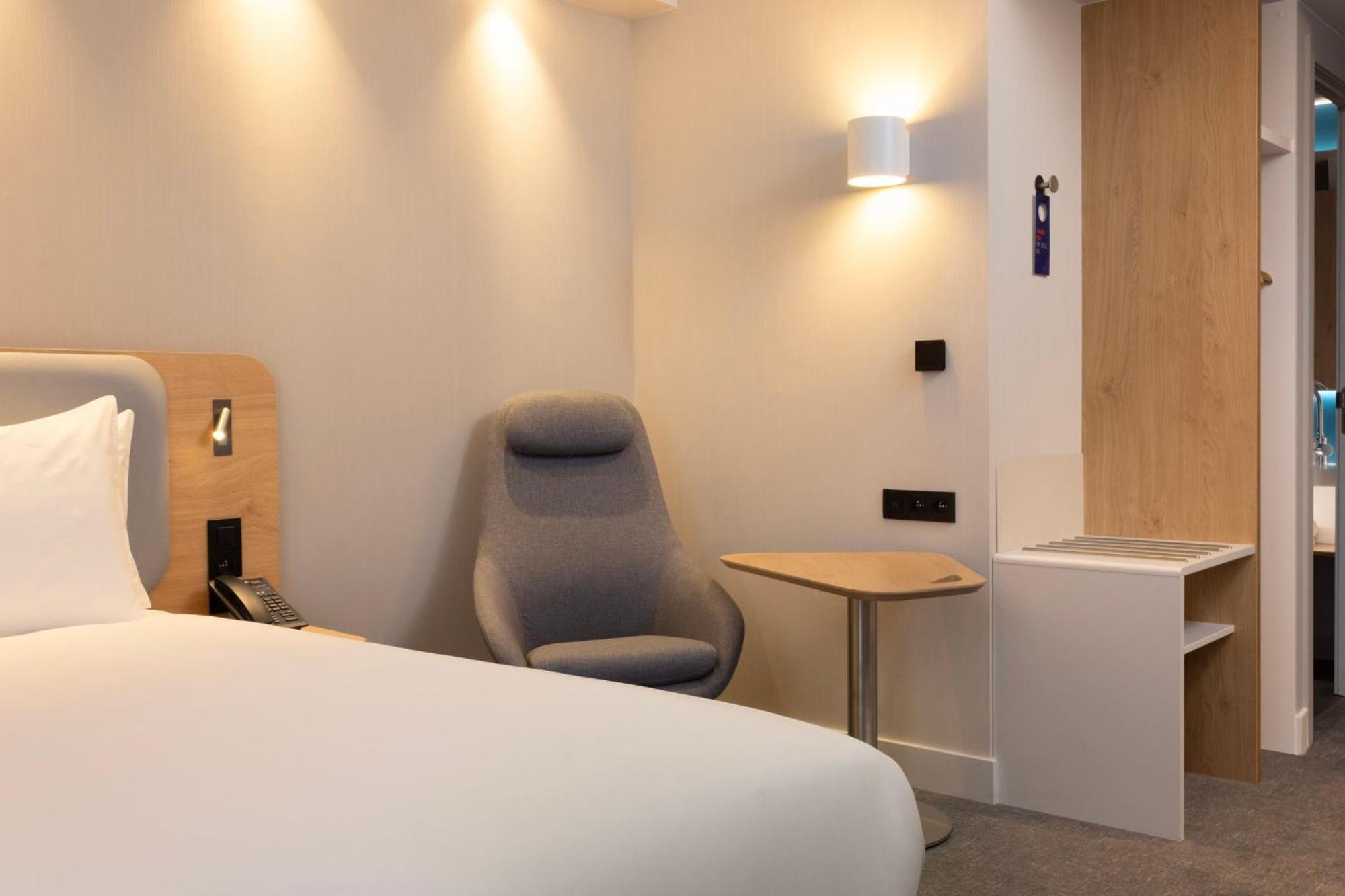 Express - Airport By Ihg Hotel Diegem