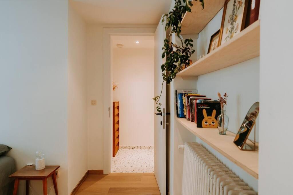 Beautiful 2 Bedroom Duplex In Le Chatelain * Bruxelles