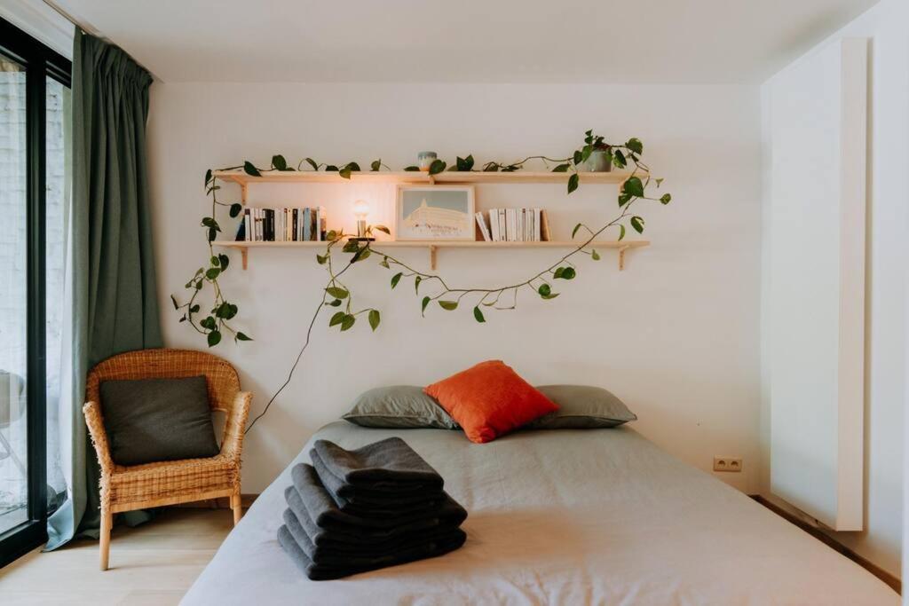 Beautiful 2 Bedroom Duplex In Le Chatelain