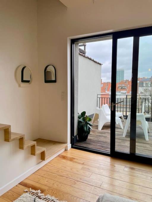 Beautiful 2 Bedroom Duplex In Le Chatelain Bruxelles