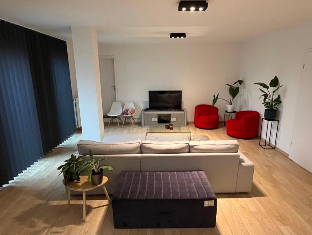 Urban 2 Bedroom Apartment