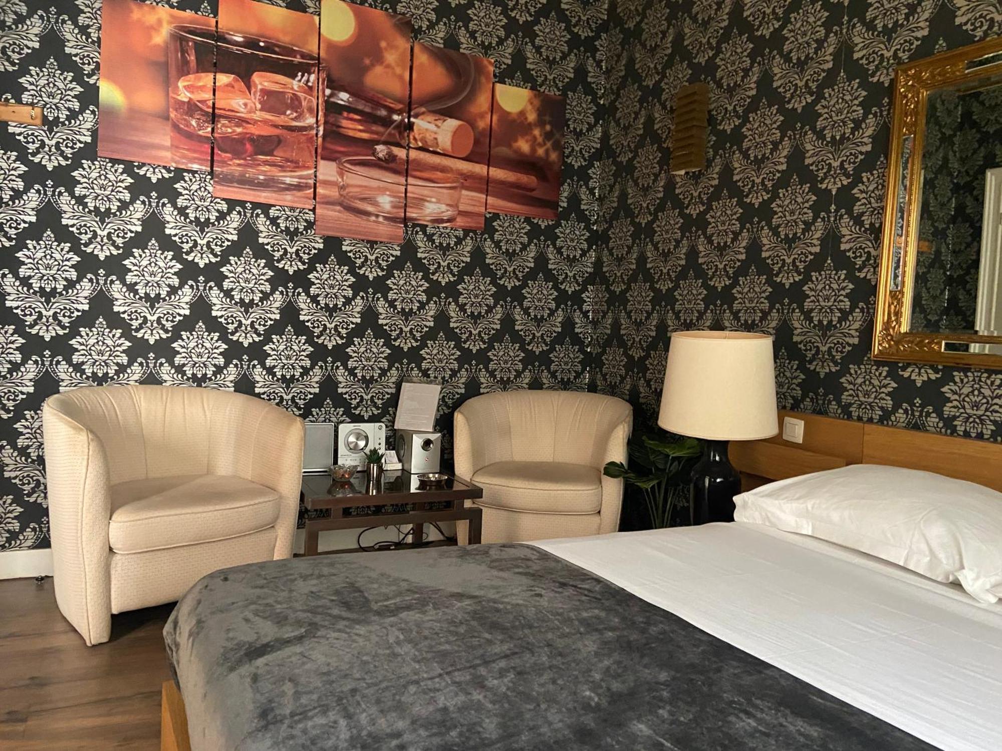Annee 70 Liefdeshotel *