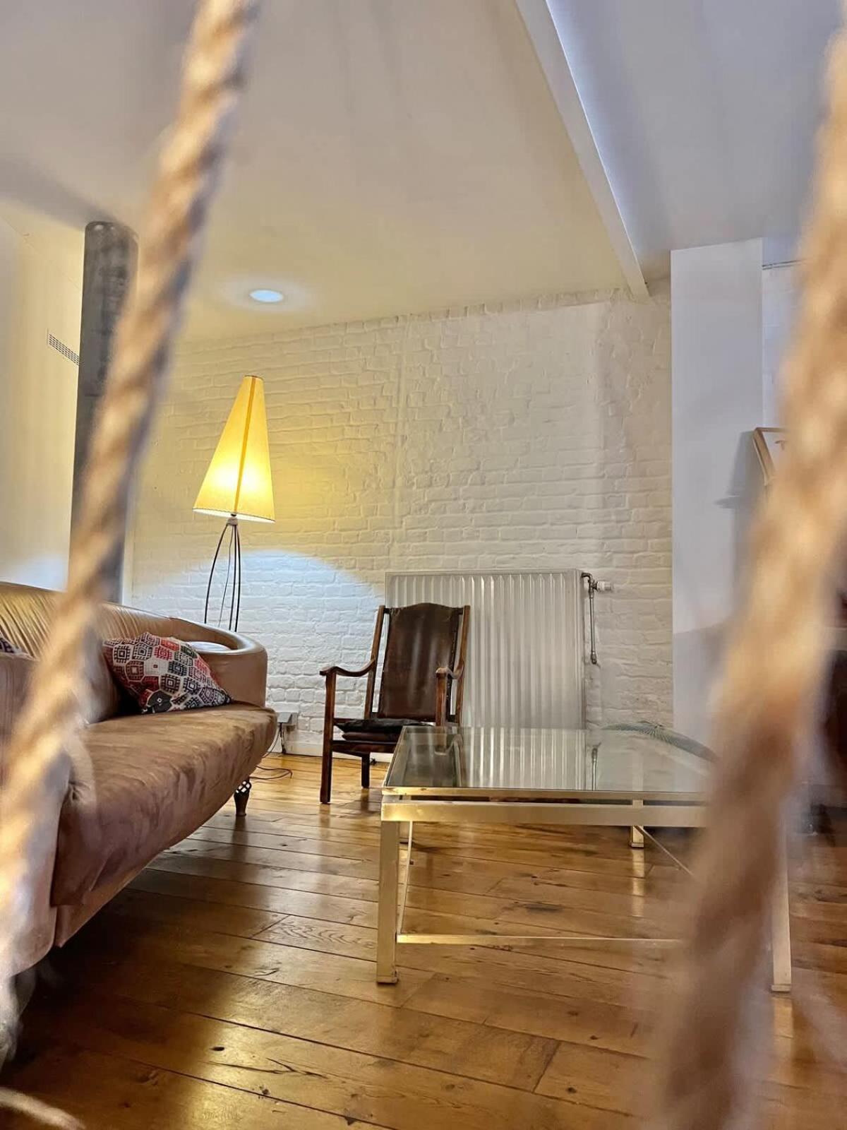 Etonnante Maison Au Style Unique A Bruxelles!