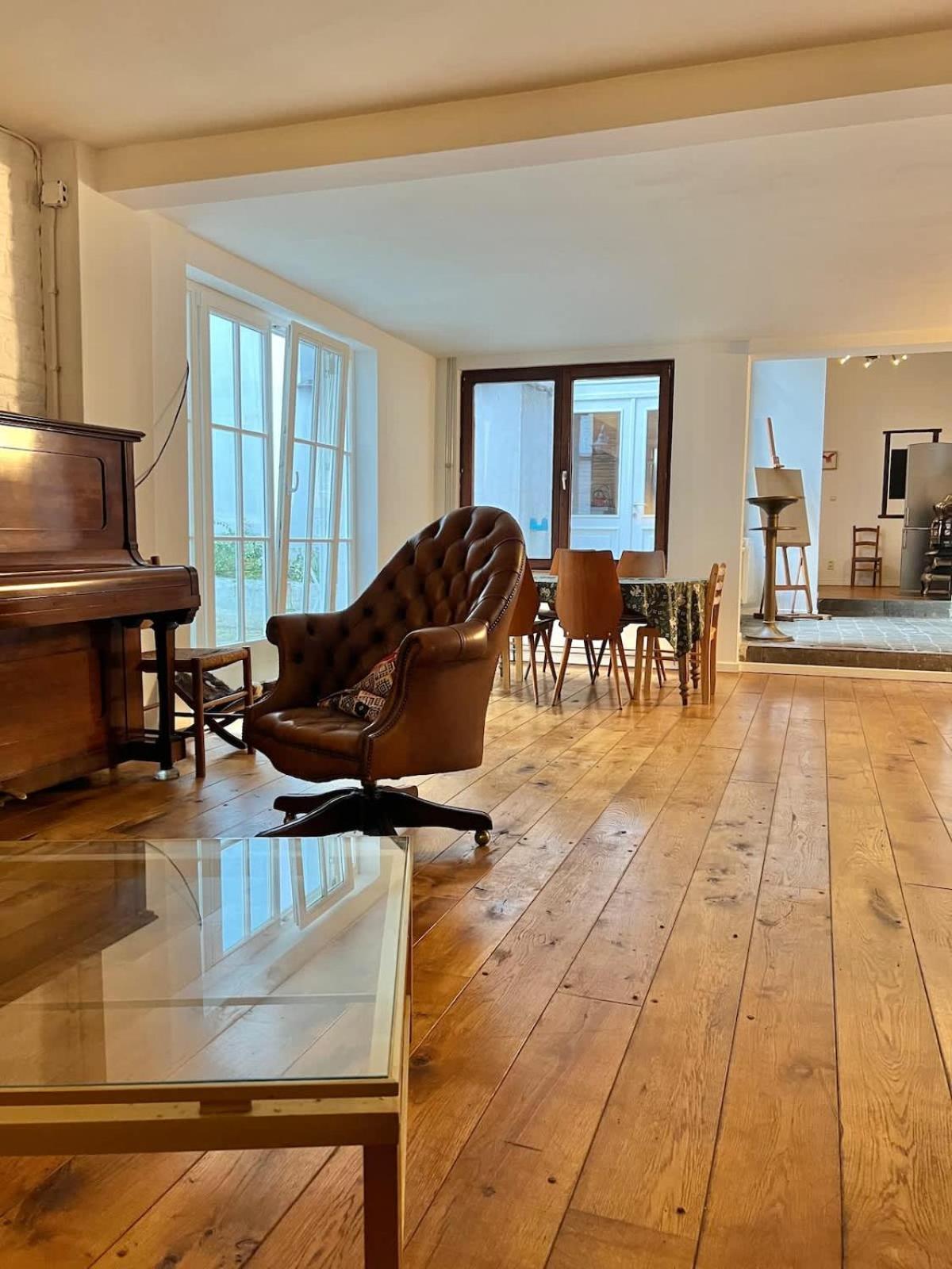 Feriehus Etonnante Maison Au Style Unique A Bruxelles!