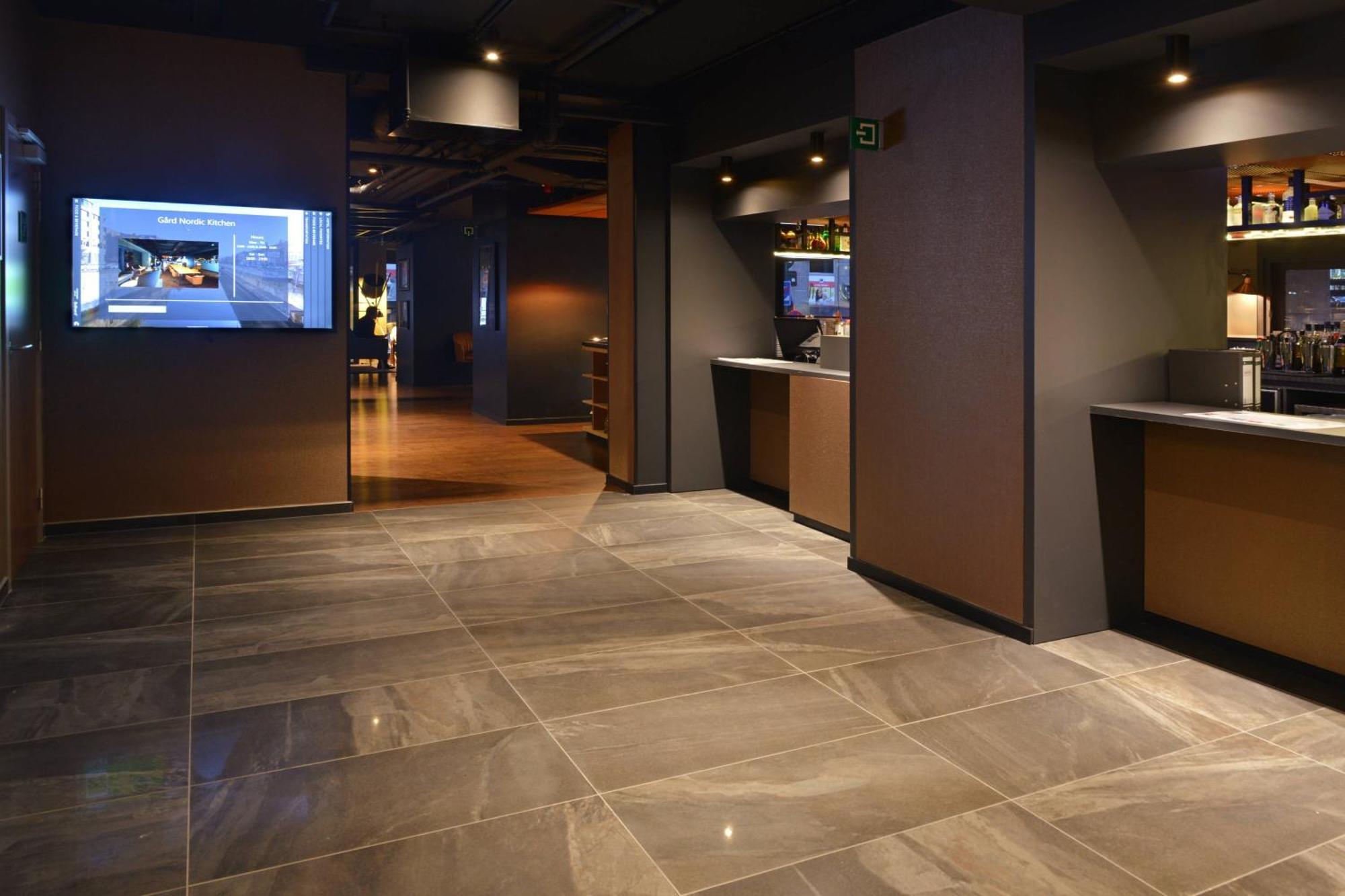 Courtyard By Marriott Eu Hotel 4*