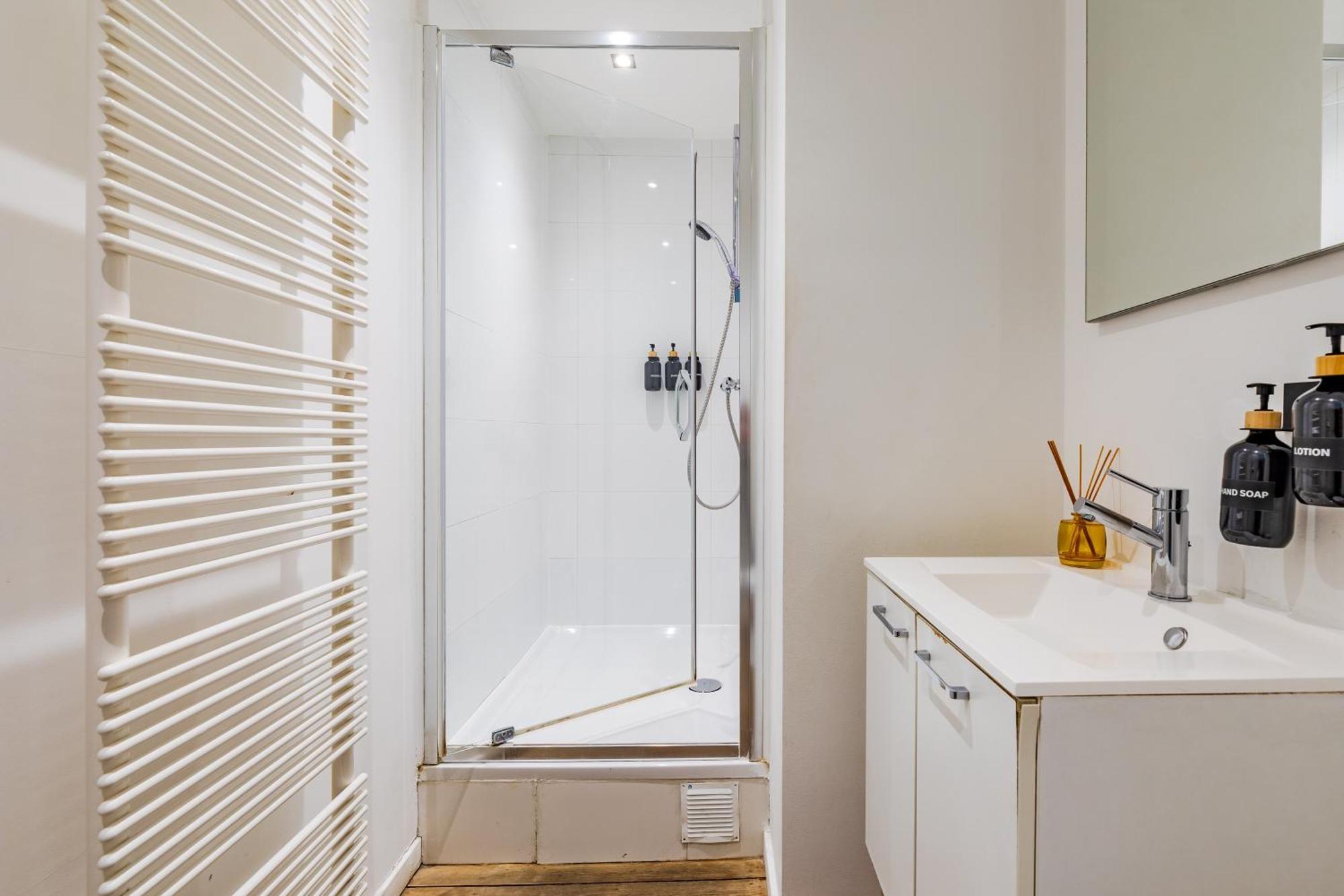 Modern Flat Near Grand Place