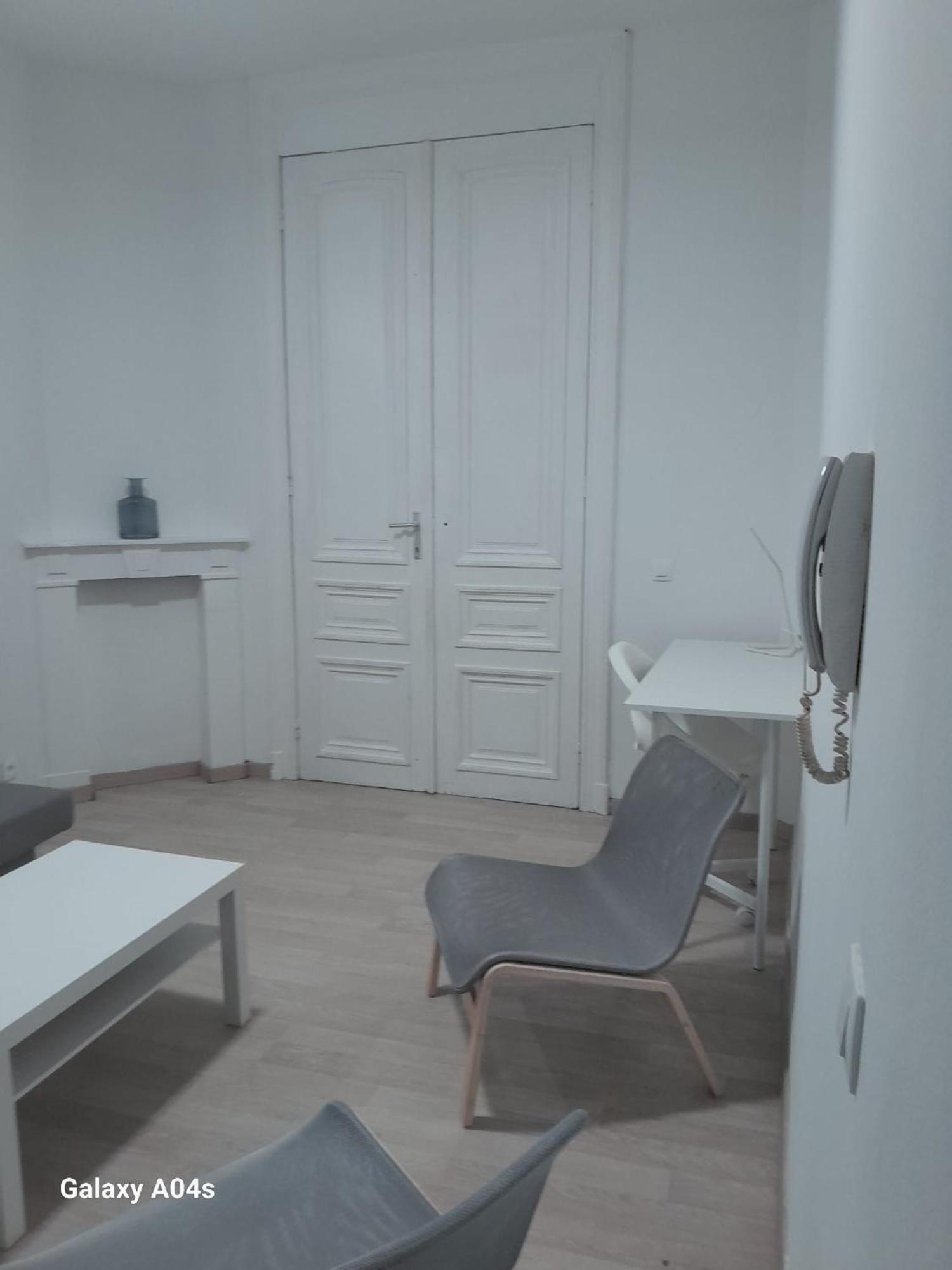 Appartement Appt Close To Grand Place Sleeps 6 Brussel