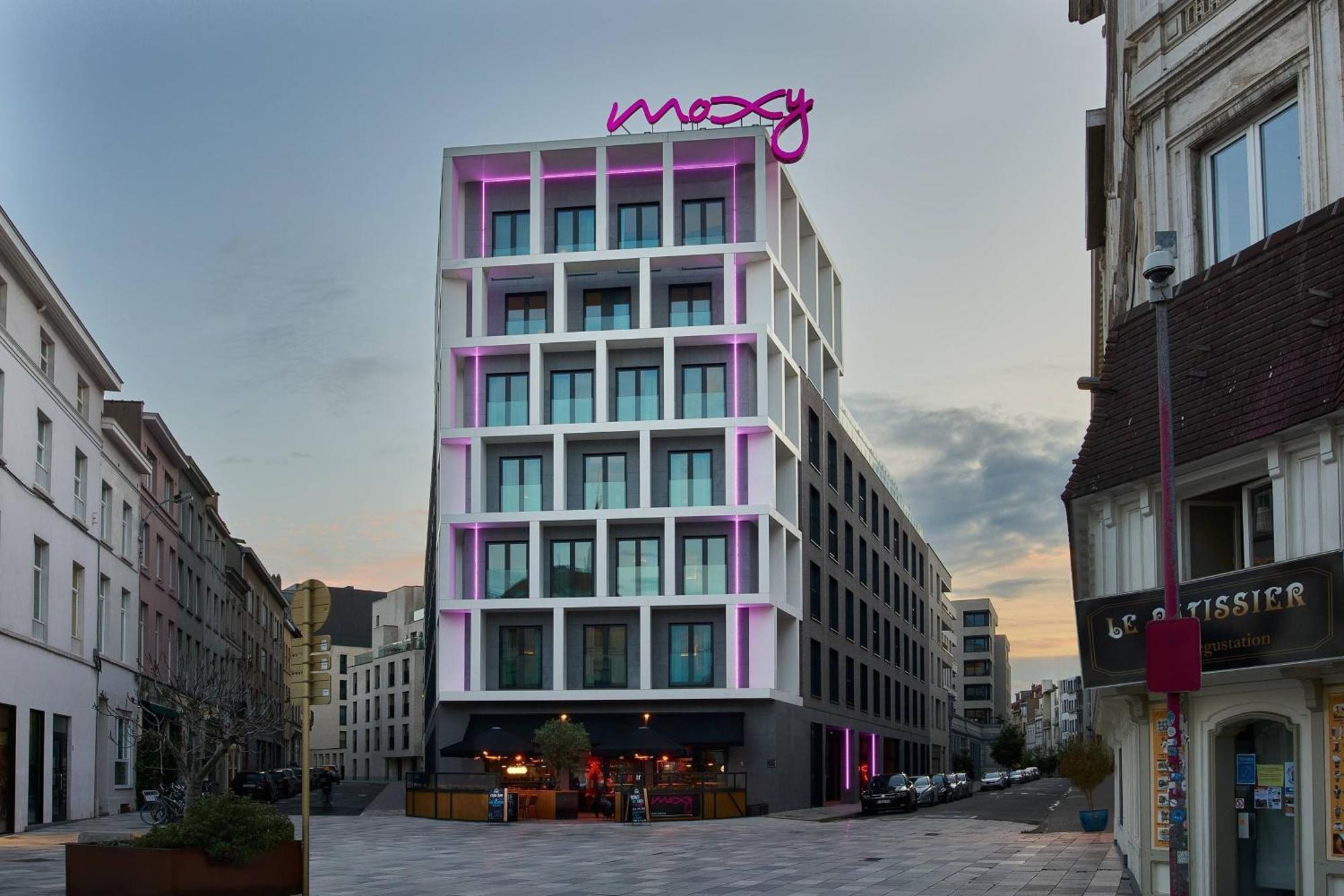 Moxy Brussels Center Hotel 4*