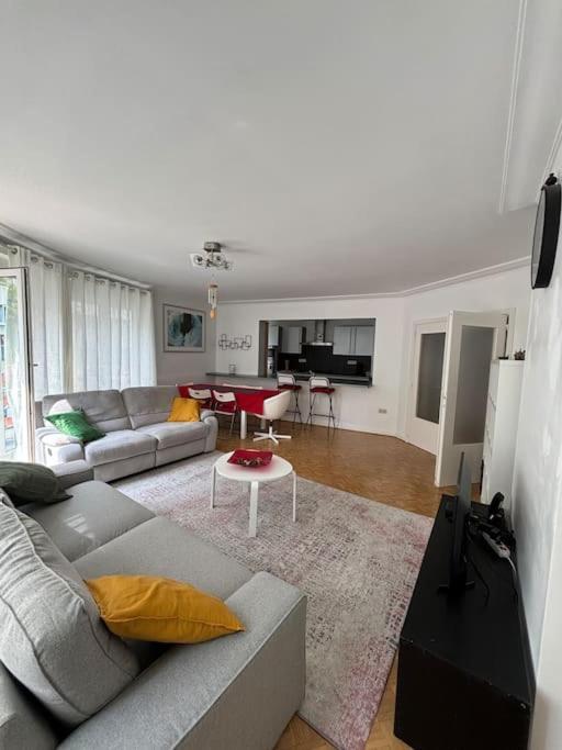 Appartement Tres Belle Proche Du Centre De Brussel