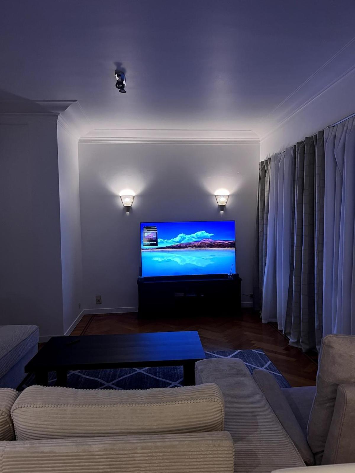 Penthouse In Avenue Louise Appartement *