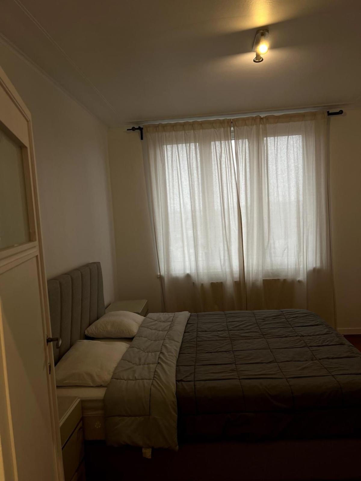 Penthouse In Avenue Louise Appartement *