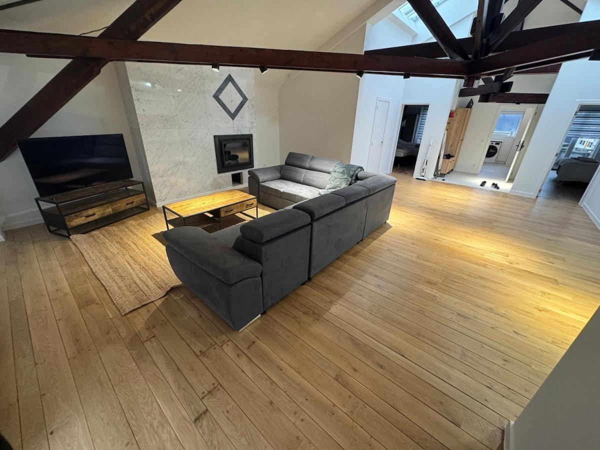 Penthouse 4