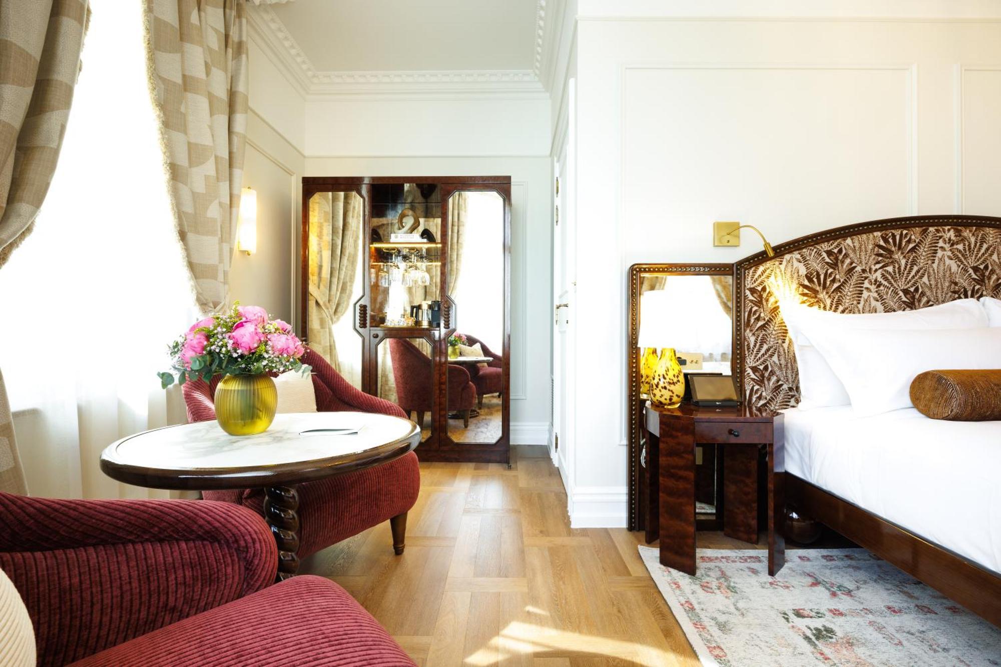 Hotel Fleur De 4*