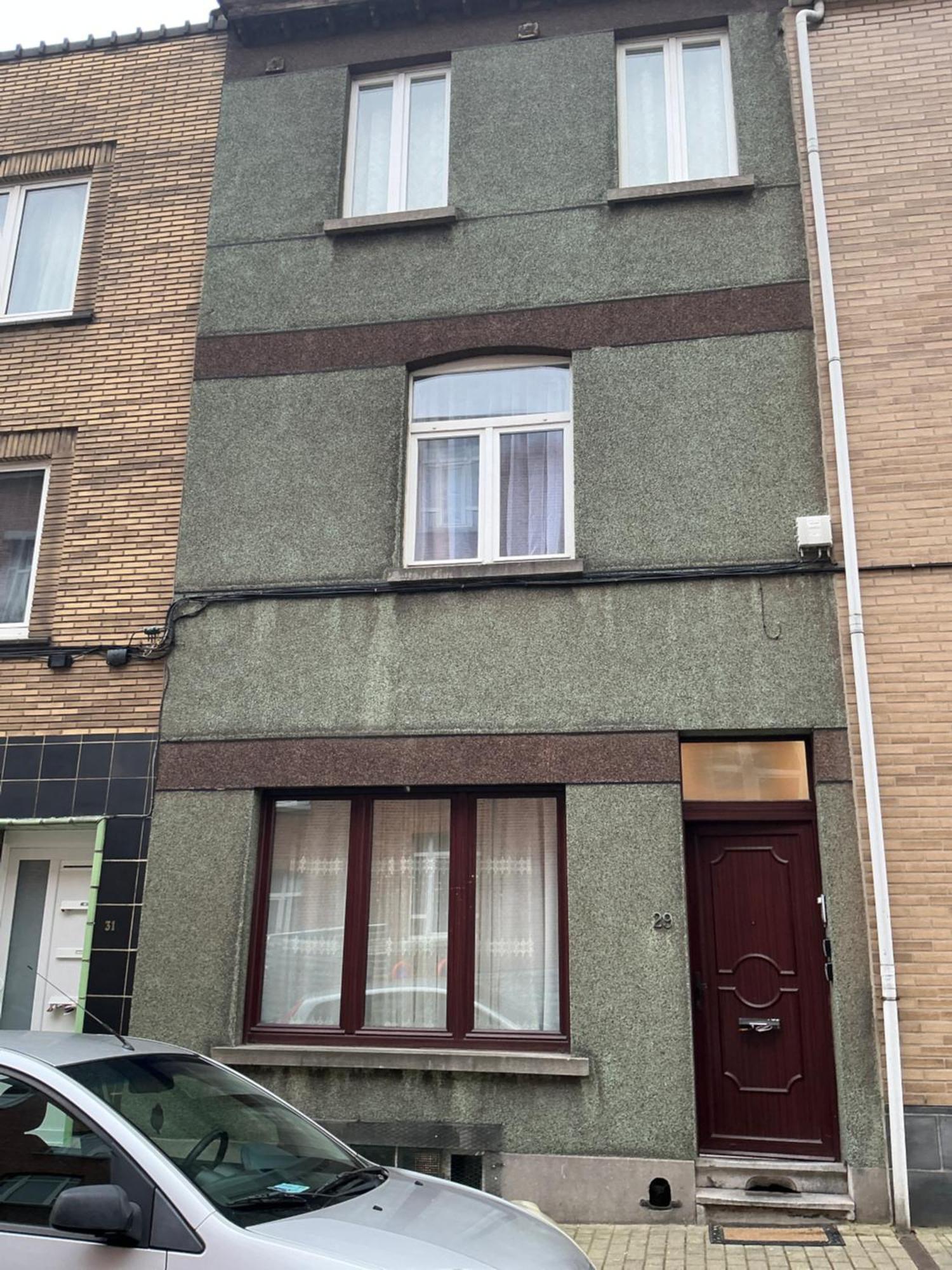 Spacieux Avec Terrasse Et Garage Prive * Bruxelles