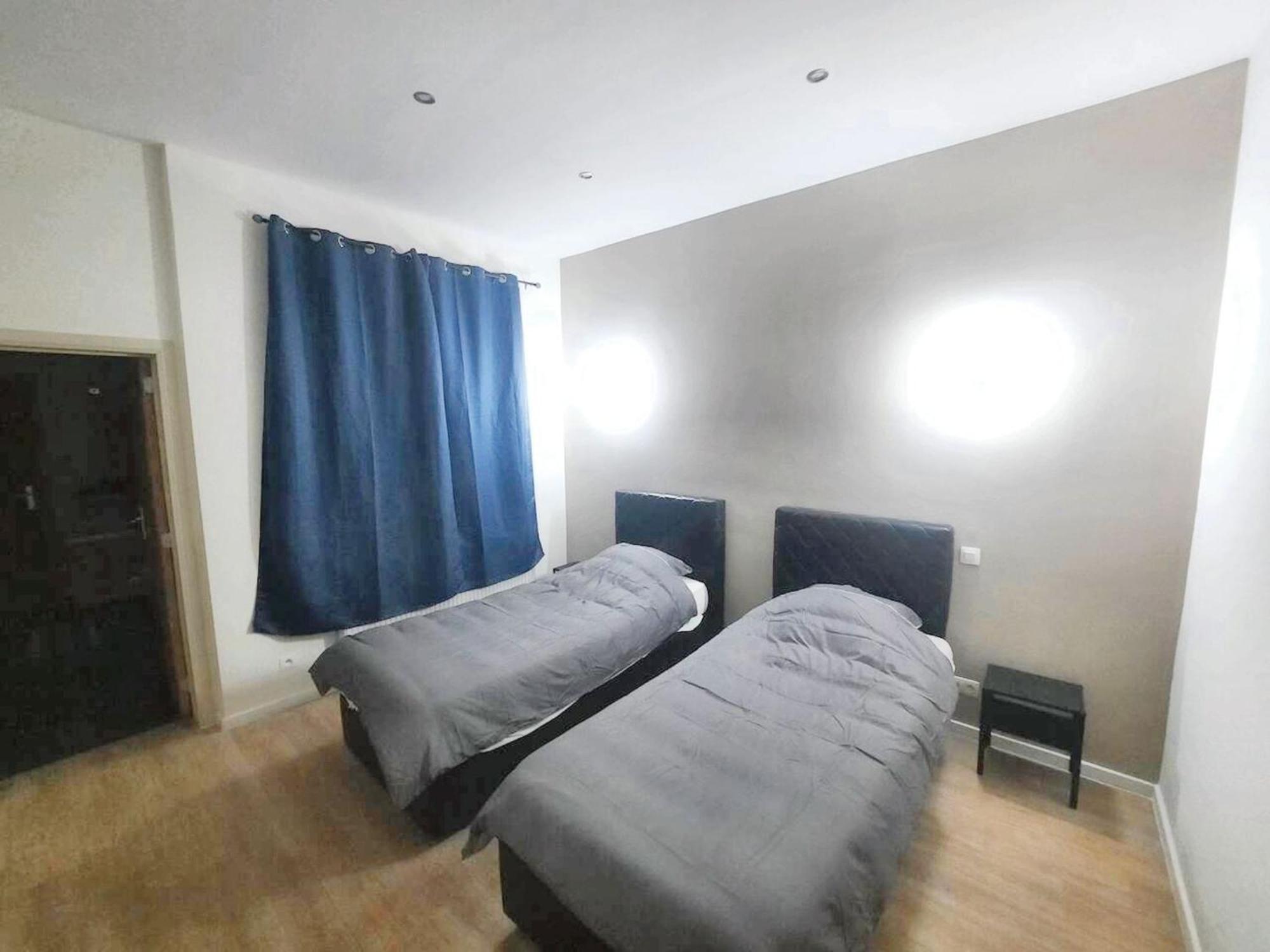 Modern In Molenbeek Saint Jean / 77 M² / Parking Apartment *
