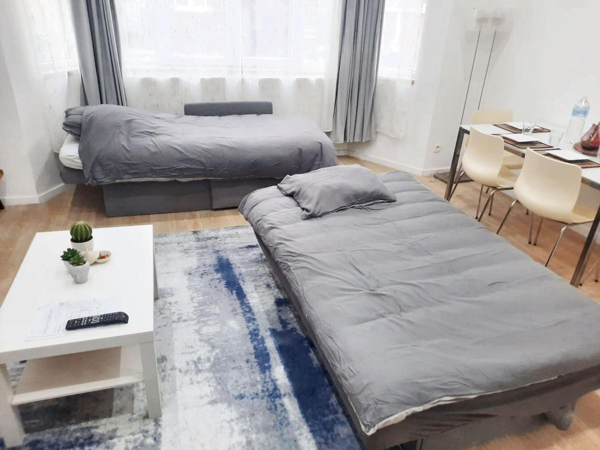 Modern In Molenbeek Saint Jean / 77 M² / Parking Brussels
