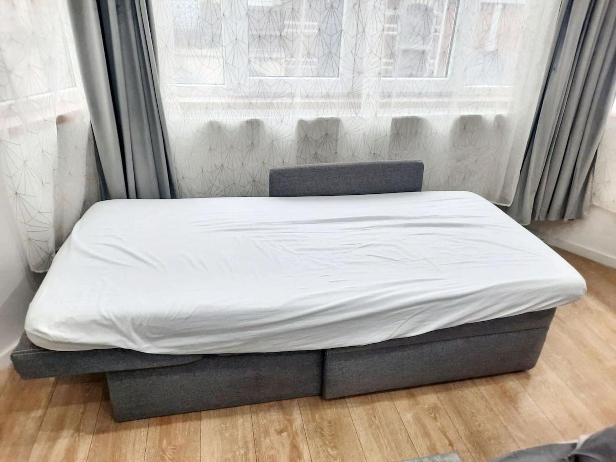 Modern In Molenbeek Saint Jean / 77 M² / Parking Apartment Brussels