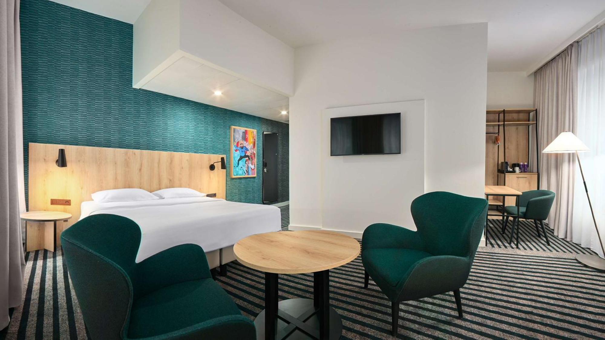 Park By Radisson Centre Midi Hotel