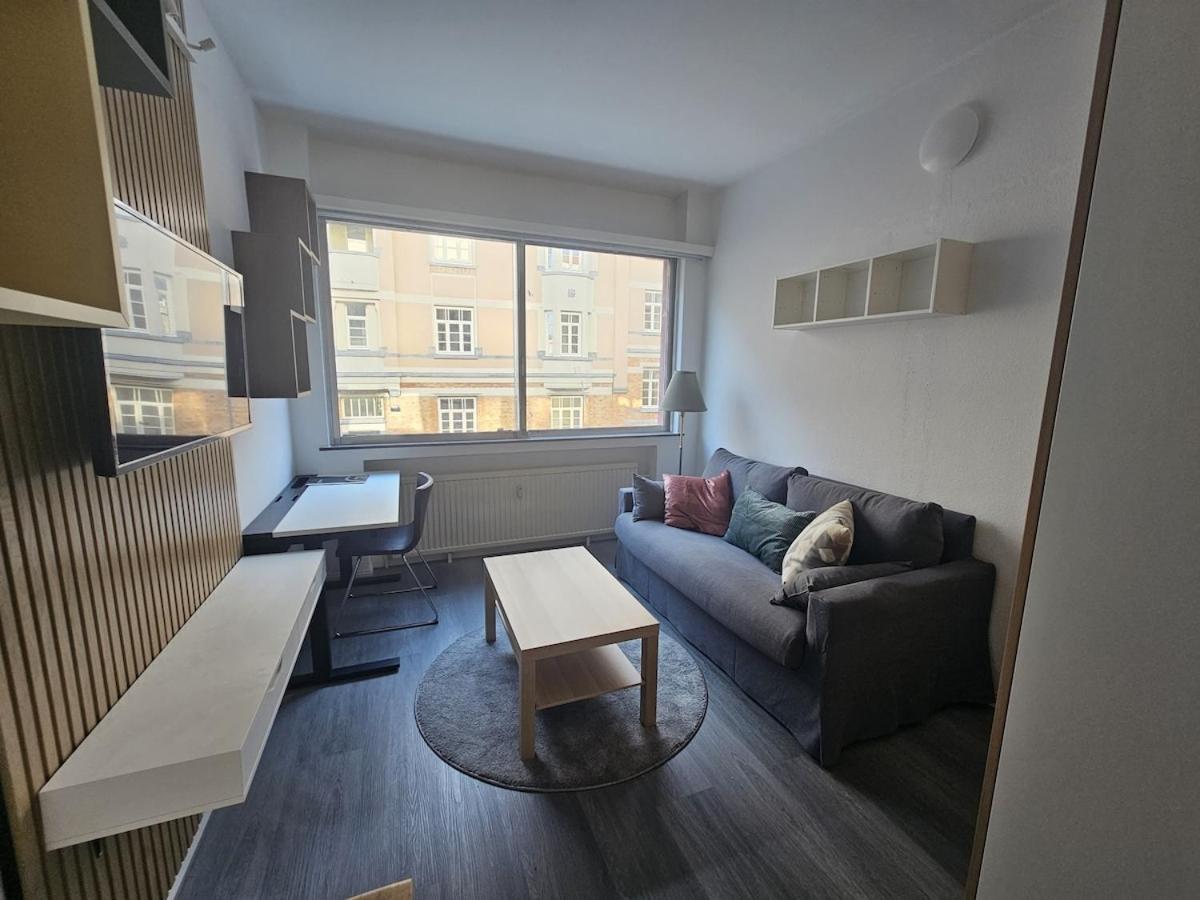Cozy Pierre & Marie Curie * Bruxelles