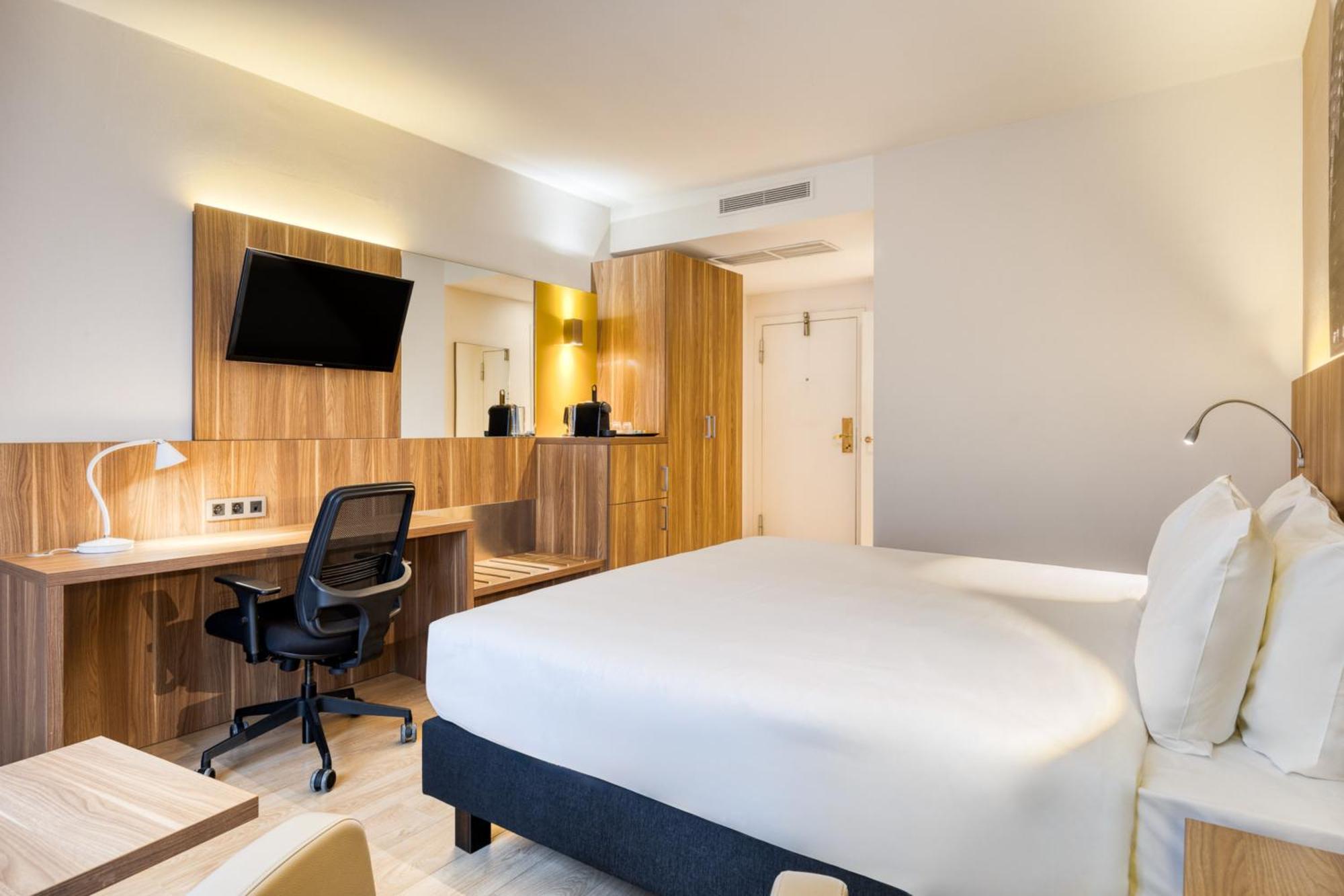 Hotel Schuman By Ihg 4*
