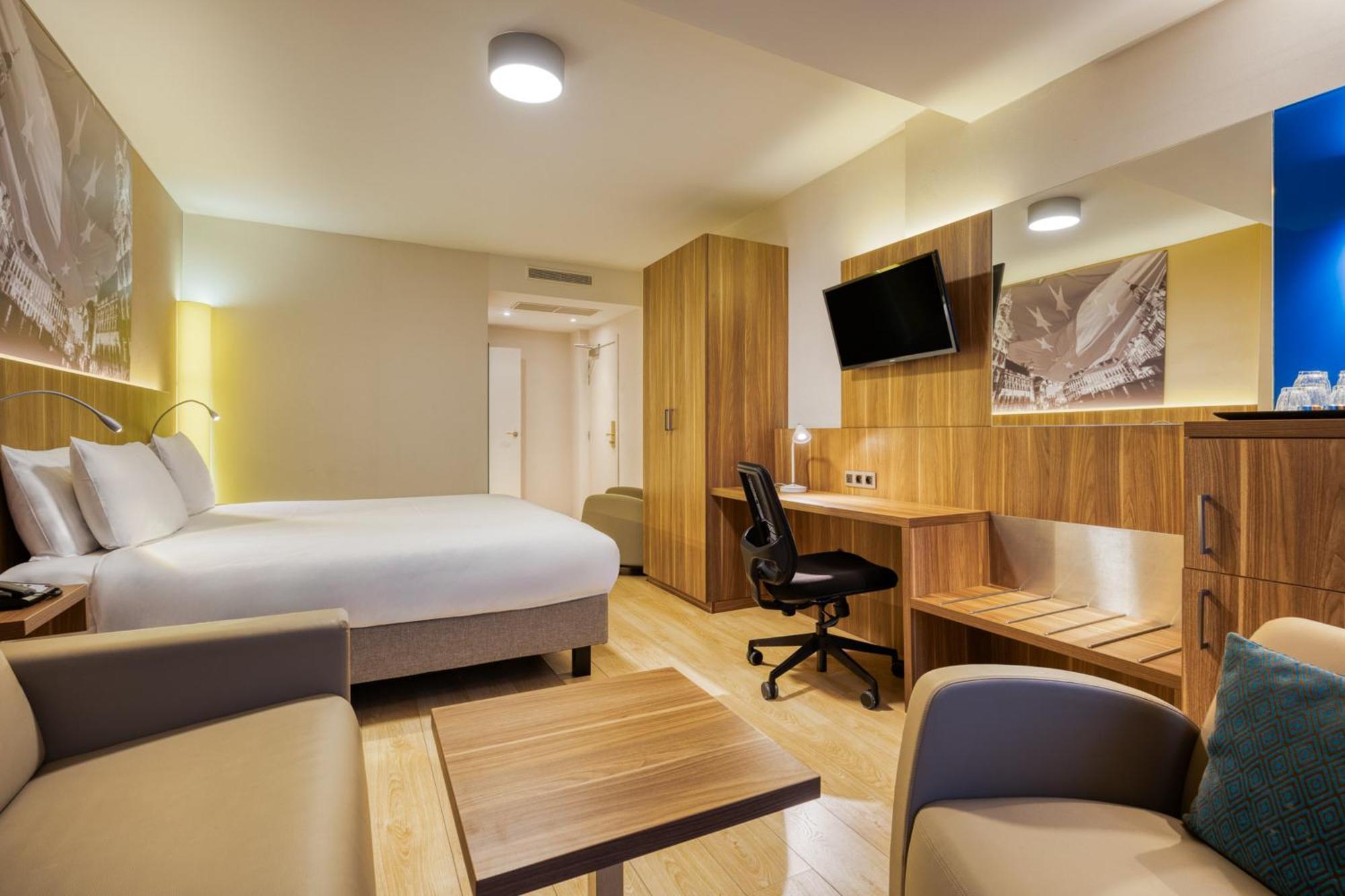 Hotel Schuman By Ihg 4*