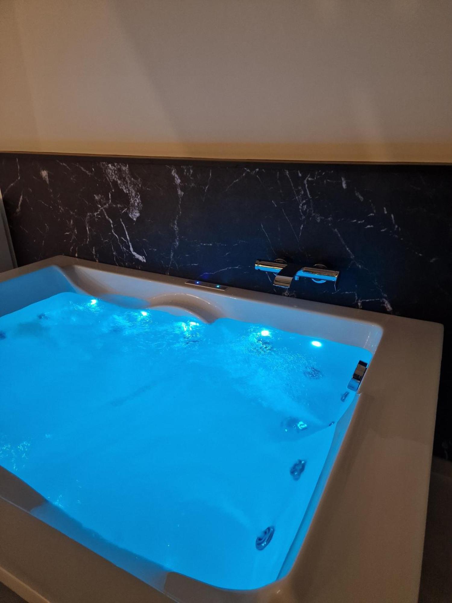 Aqua Loft - European Quarter *