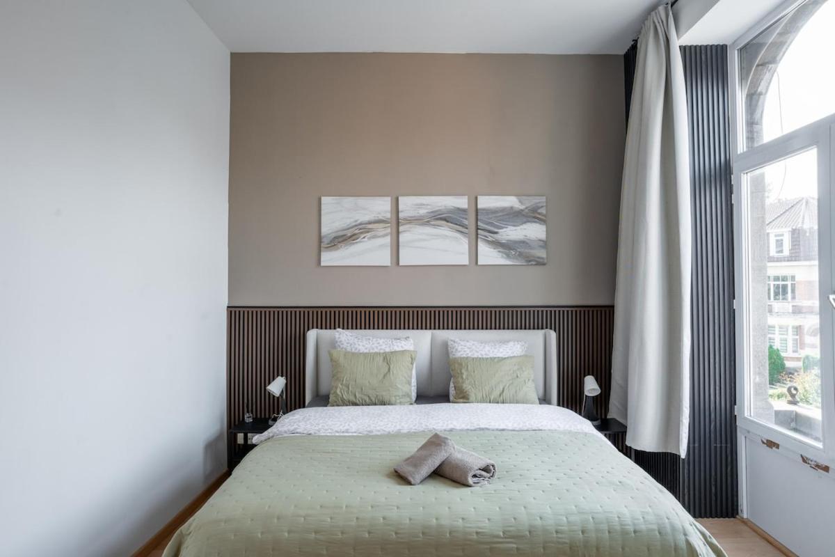 Cozy And Luxurious In Brussels, Laeken * Bruxelles