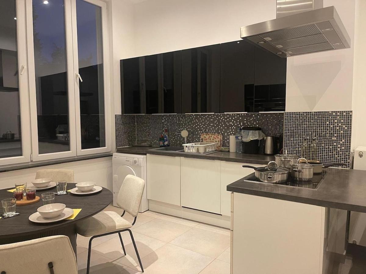 Appartement Cozy And Luxurious In Brussels, Laeken
