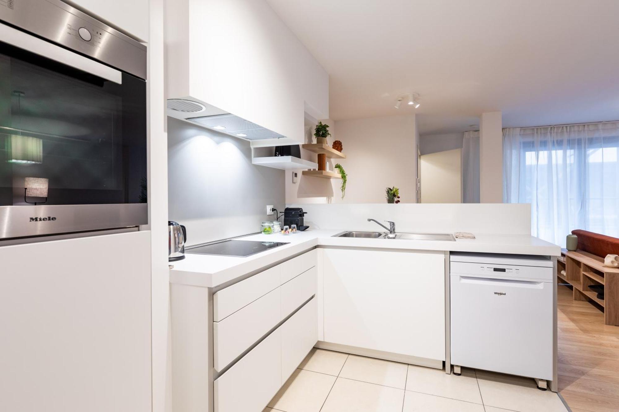 Contemporary Comfort In The Heart Of The Appartamento
