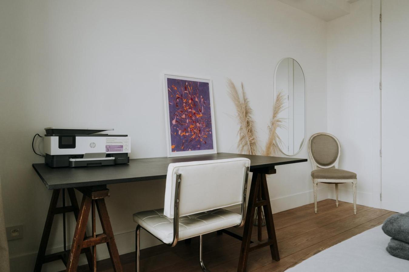 Magnificent Loft - 3 Bedroom Duplex Appartement *