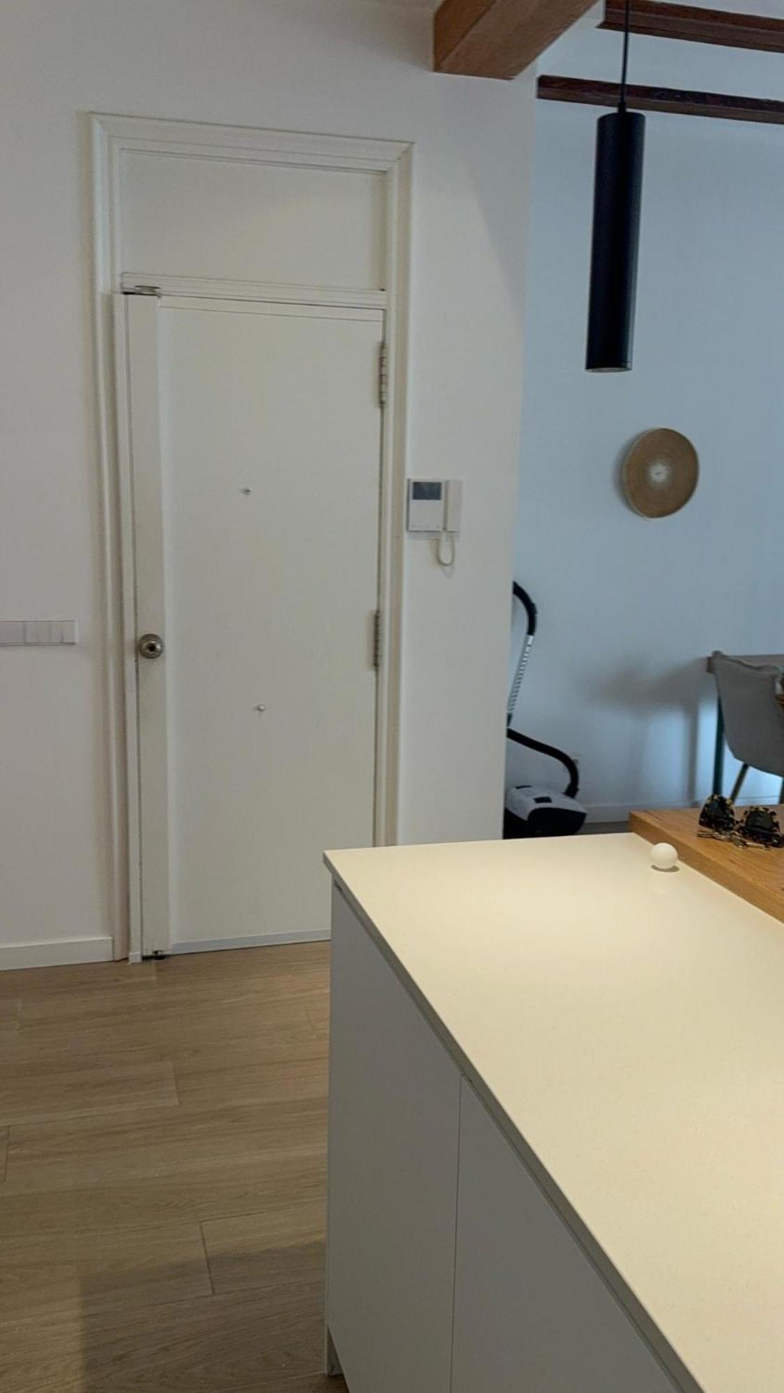 Of Ruzafa 3 Bedrooms Apartment *