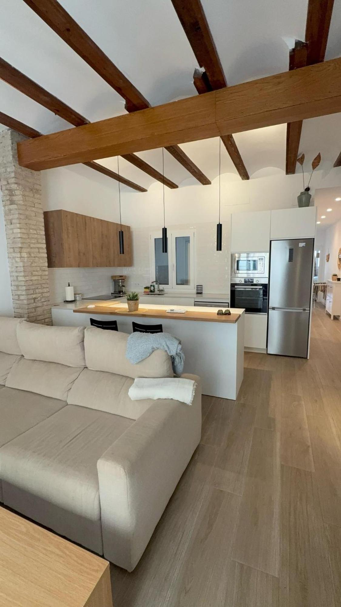 Of Ruzafa 3 Bedrooms Apartment