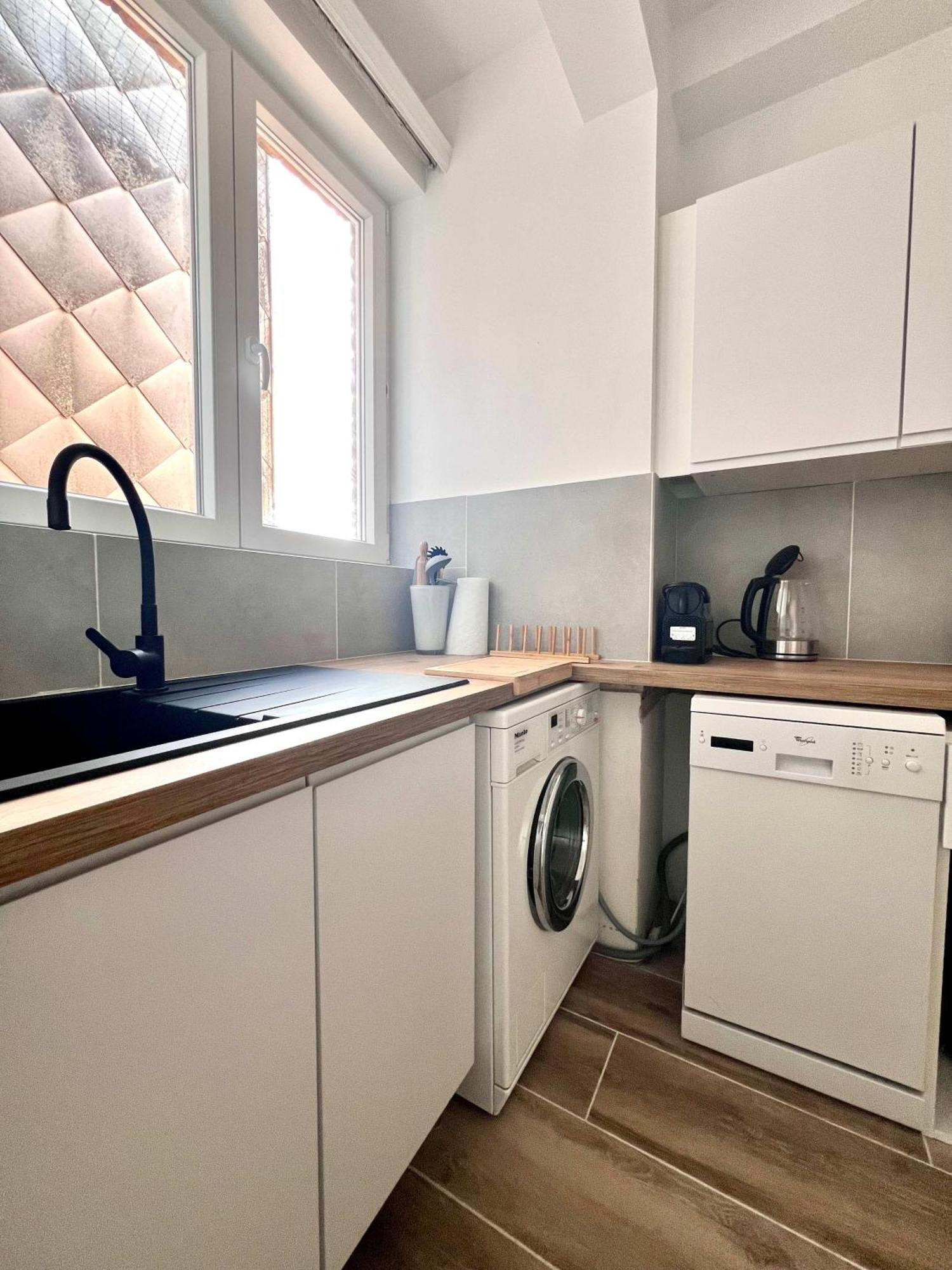 Appartement Close To Nato *