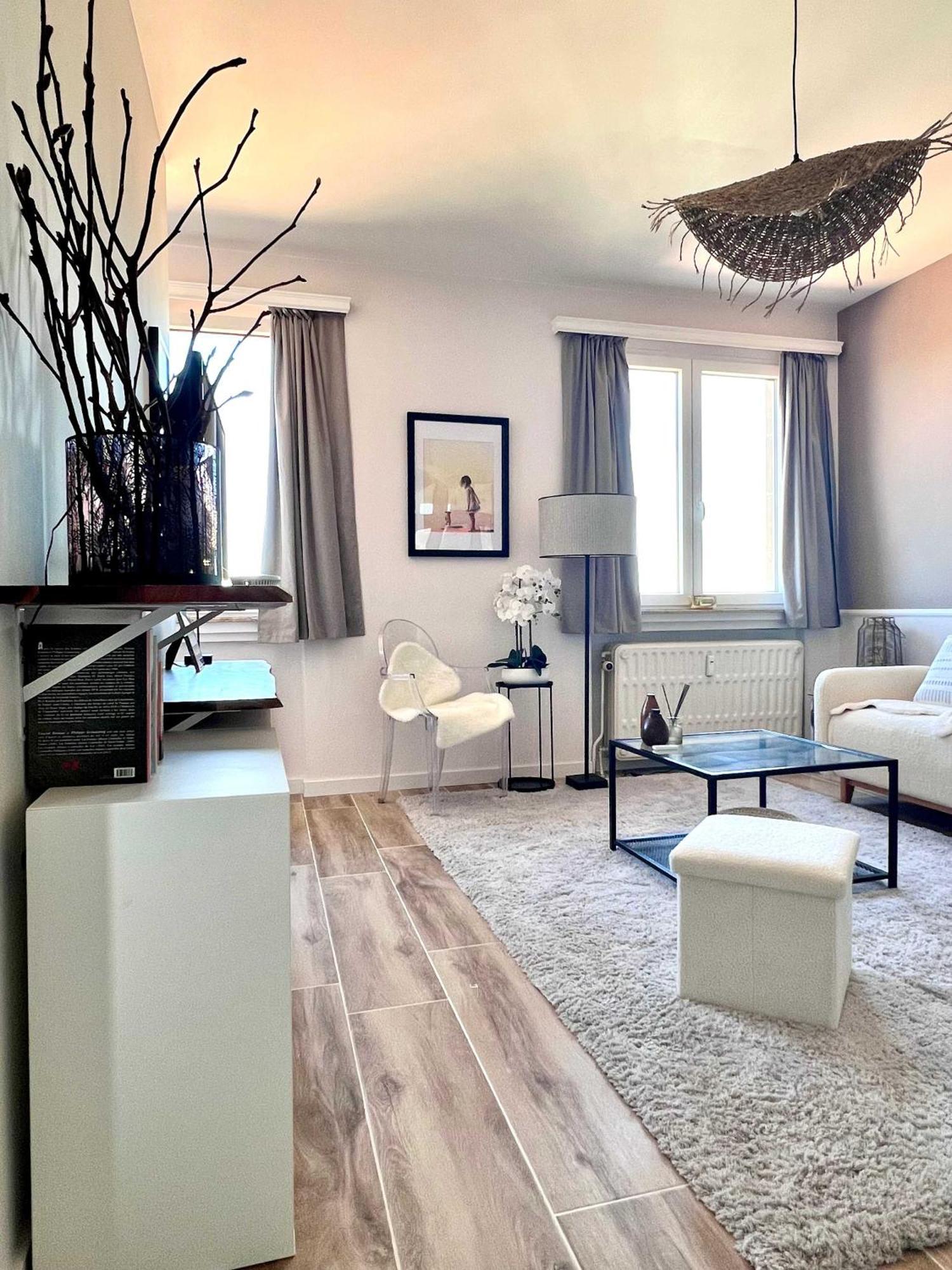 Appartement Close To Nato *