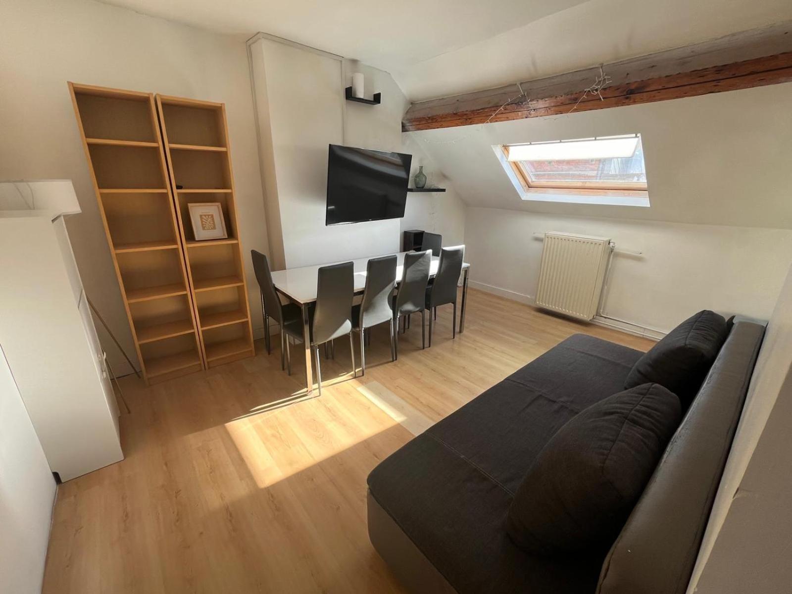 Apartment European District Thirteen