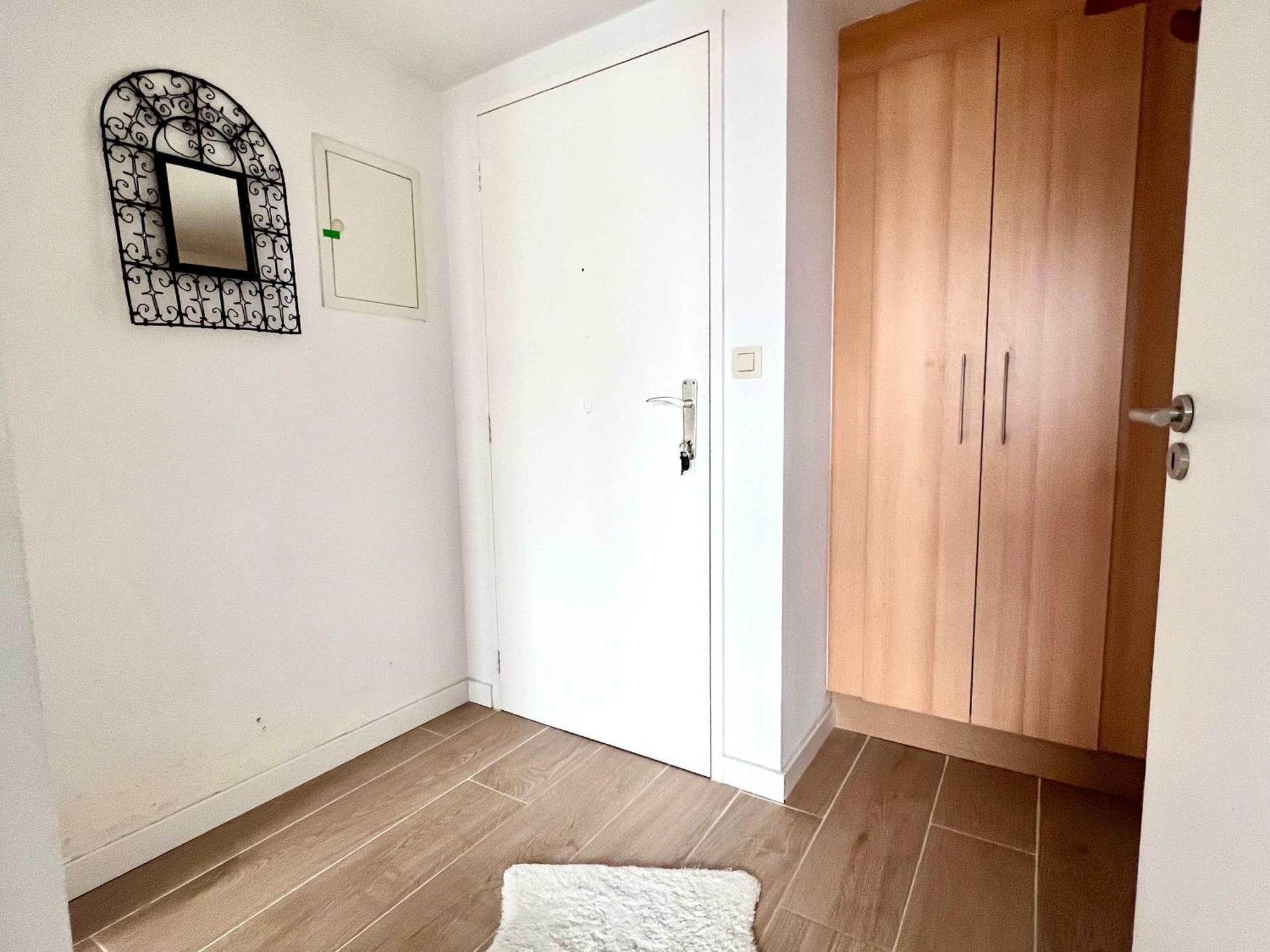 Elegant 2pcs Proche