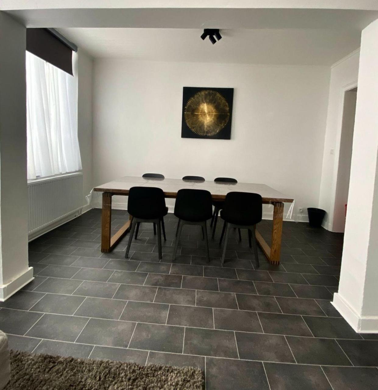 Grand Deux Appartement *