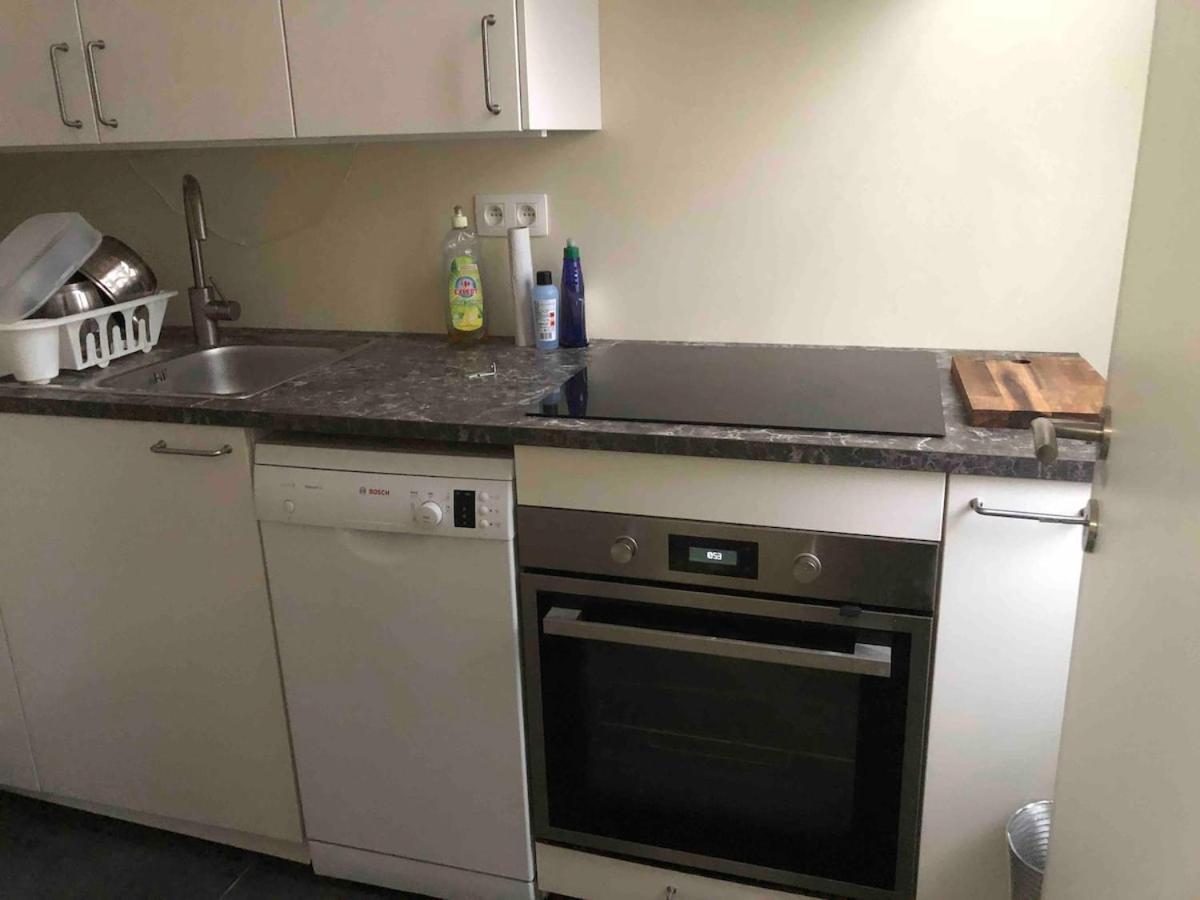 Cosy 1 Bedroom In Eu District Lejlighed