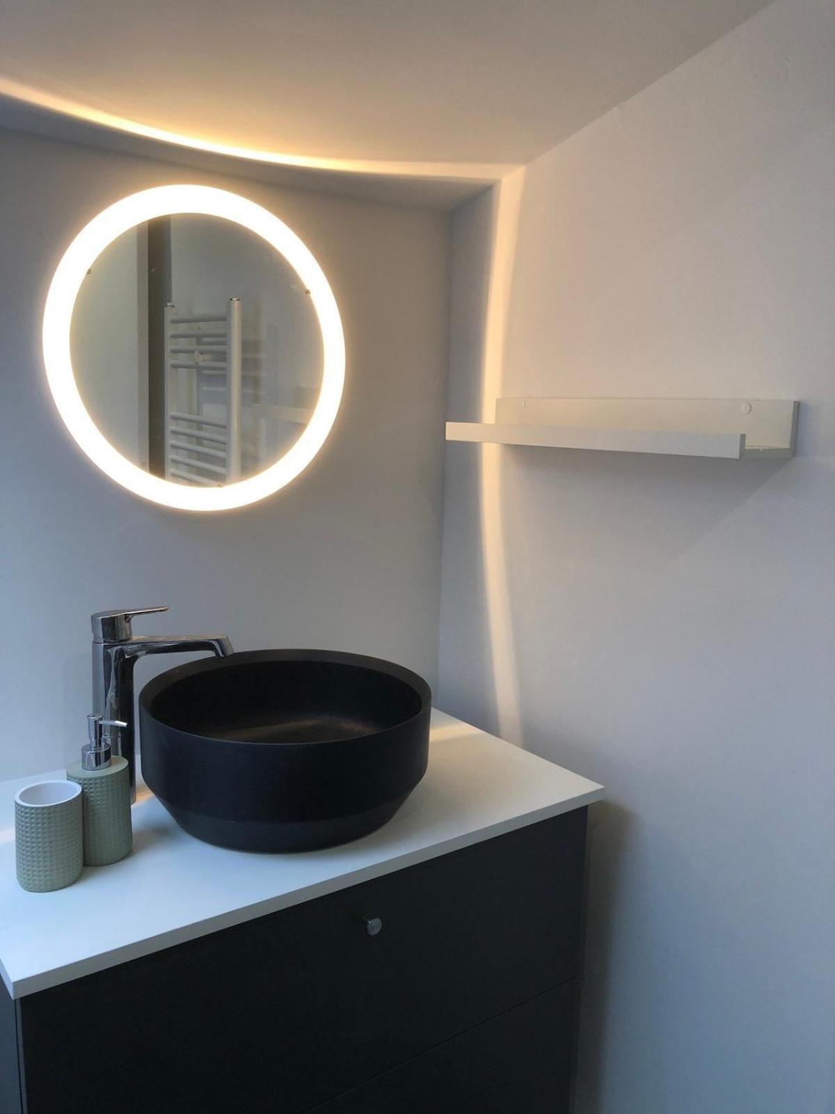 Absolute Charm 3 Bedroom 3 Bathroom With Ac Eu District Apartment