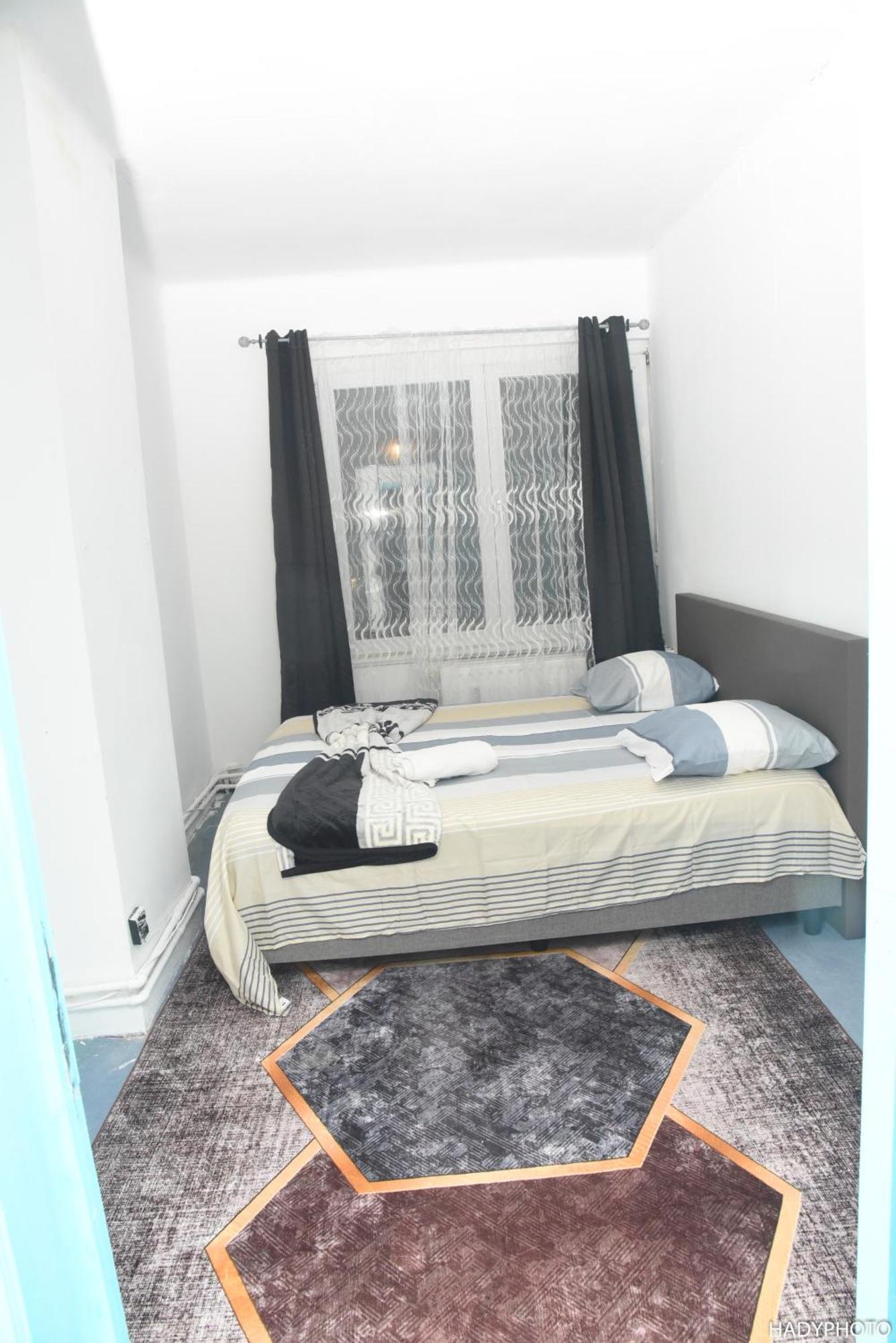 Confort Gare De L'ouest, Troisiemes Etages Appartement *