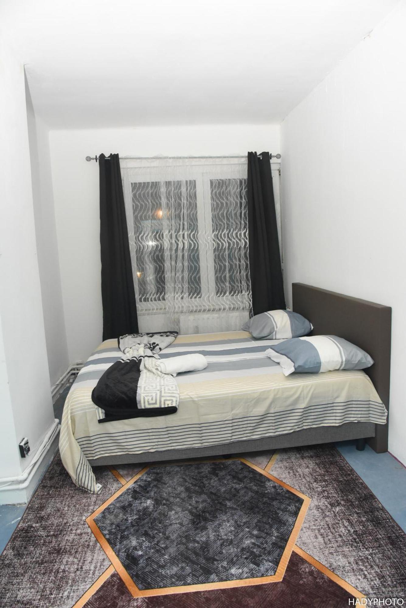 Confort Gare De L'ouest, Troisiemes Etages Appartement *